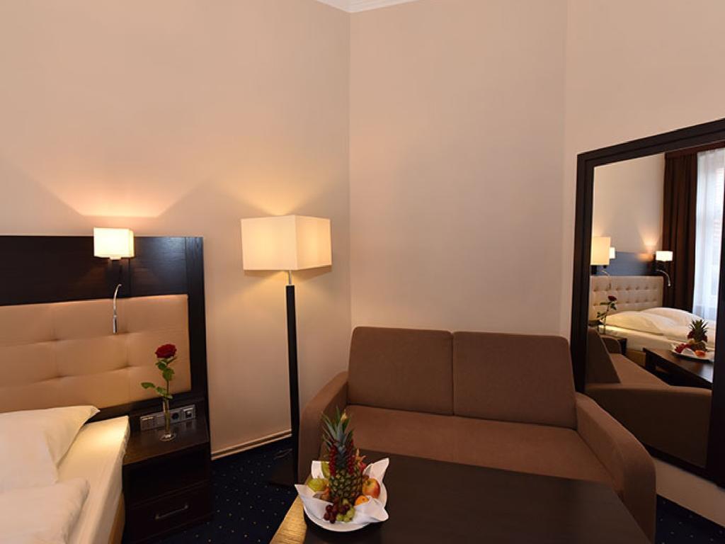 Deluxe Room,162215211:JPEG
