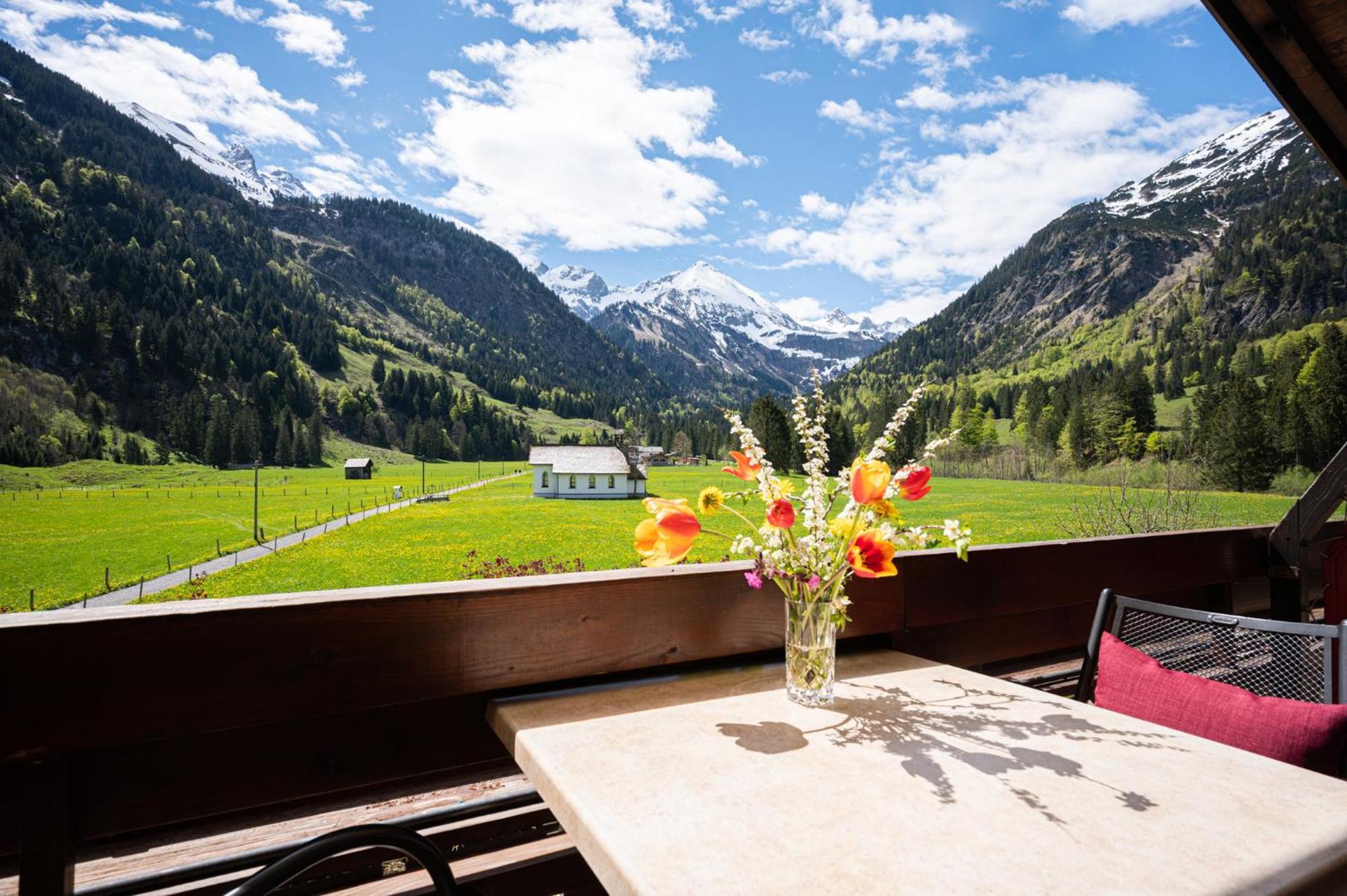 Doppelzimmer mit Balkon