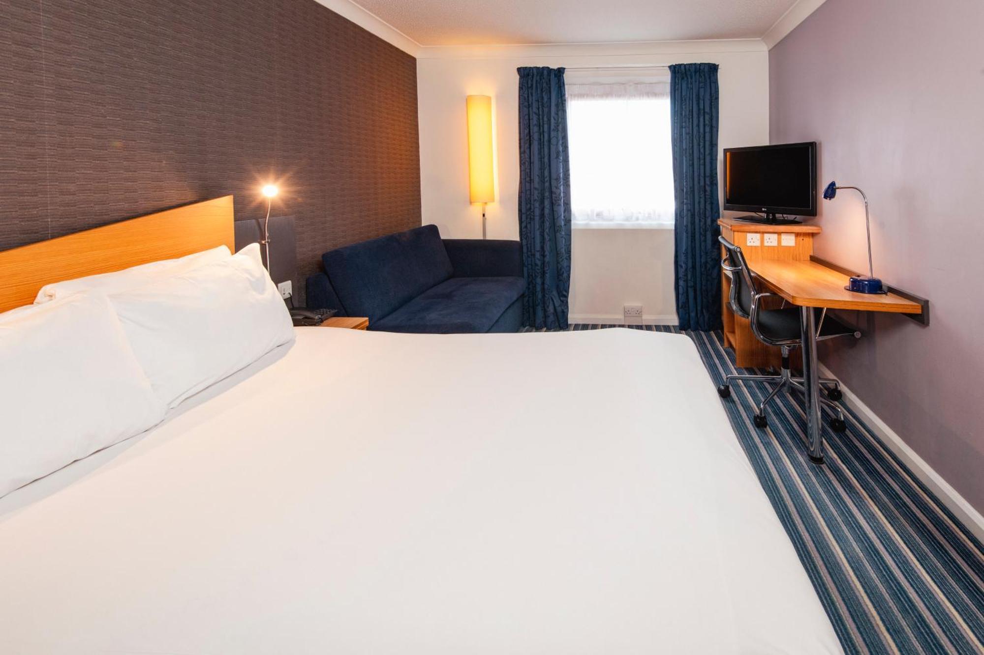 Room allocated on Arrival with Free Hot Breakfast