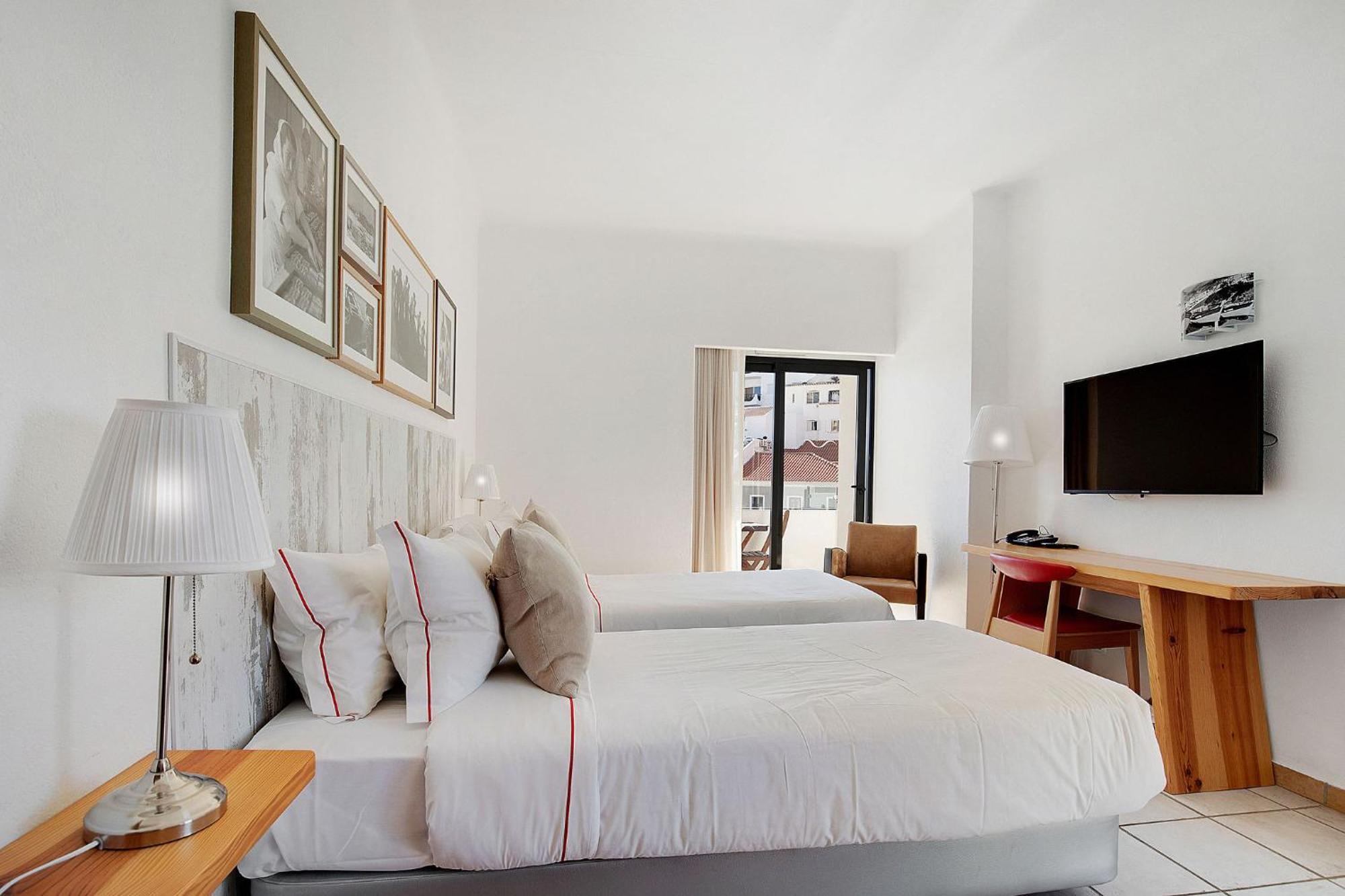 Deluxe Doppel-/Zweibettzimmer mit Meerblick