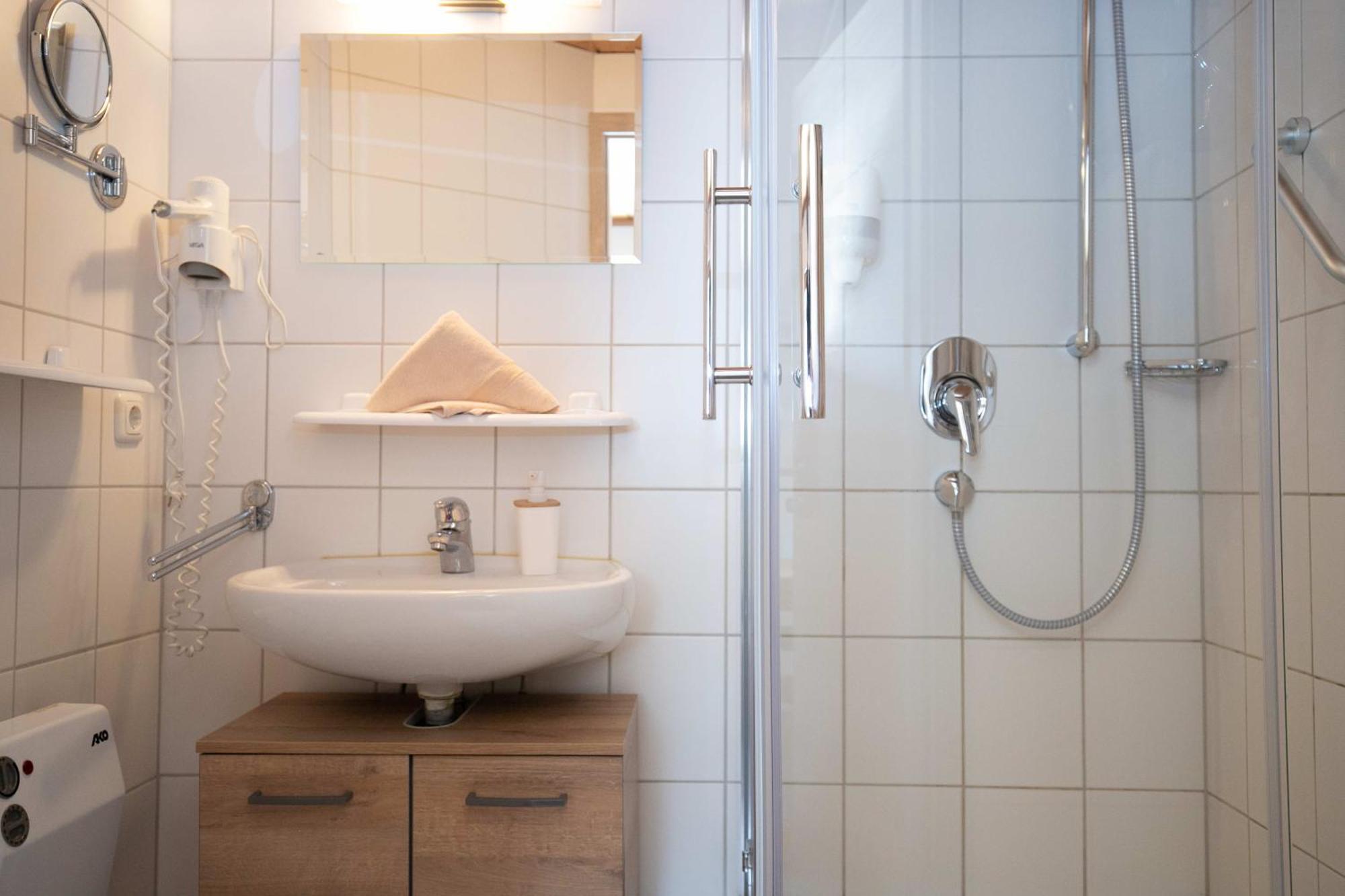 Standard Doppelzimmer mit Balkon