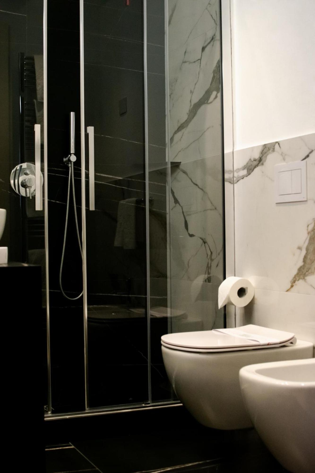 Deluxe Double or Twin Room with Lake View,1545144394:JPEG
