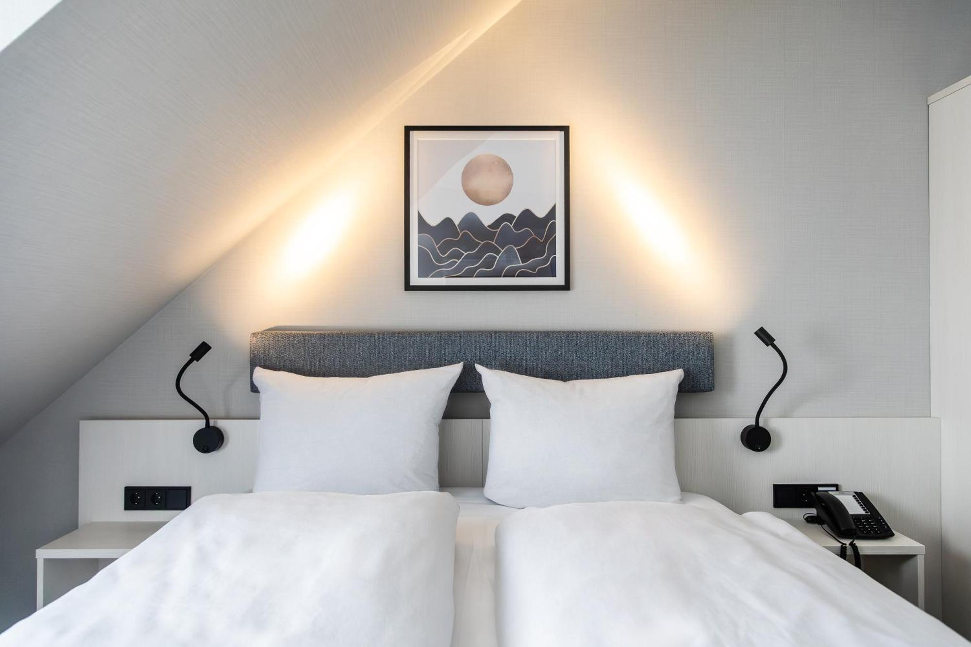 Deluxe Single Room