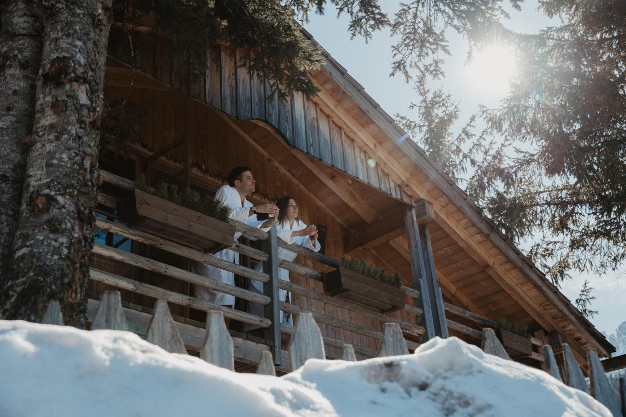 Three-Bedroom Chalet,1552766155:JPEG