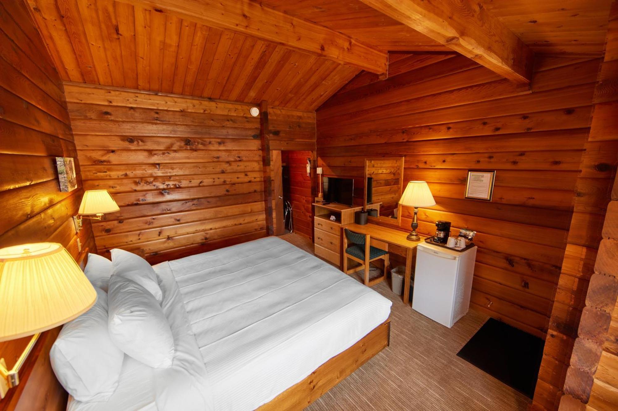 Standard Zimmer mit Kingsize-Bett