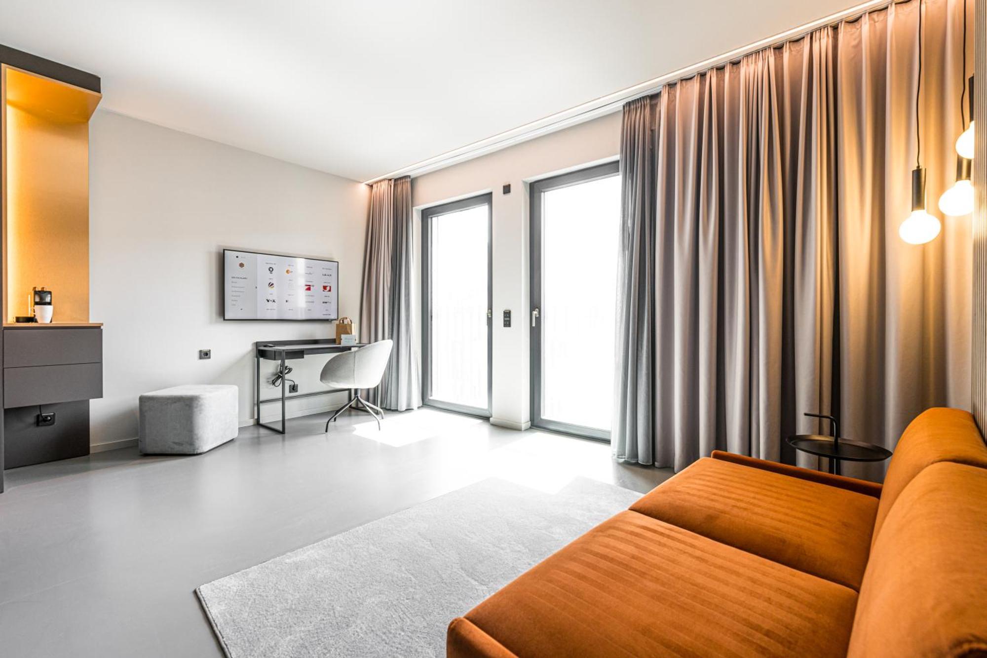 Superior Studio mit Balkon
