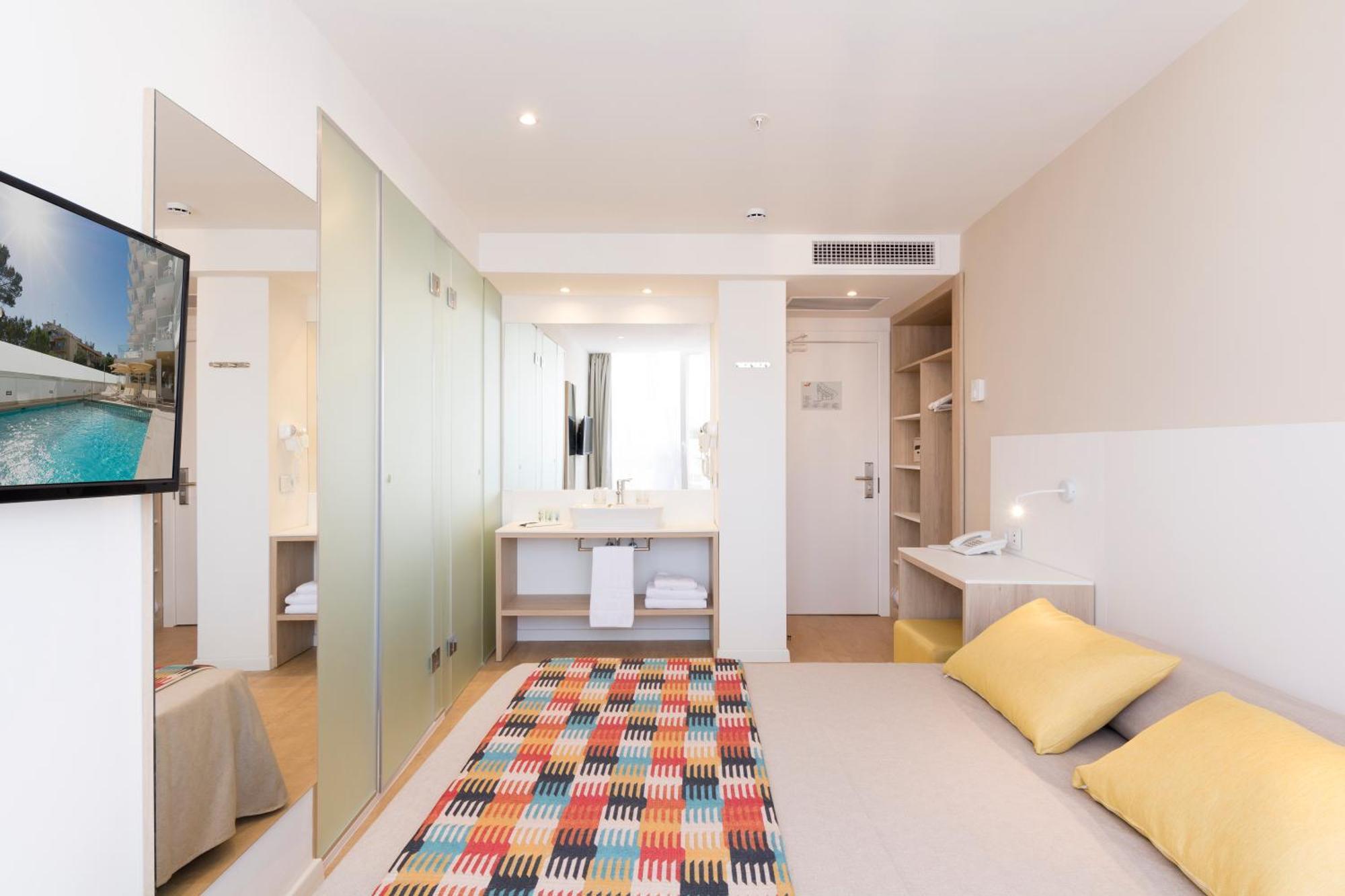 Single Room,1562928865:JPEG