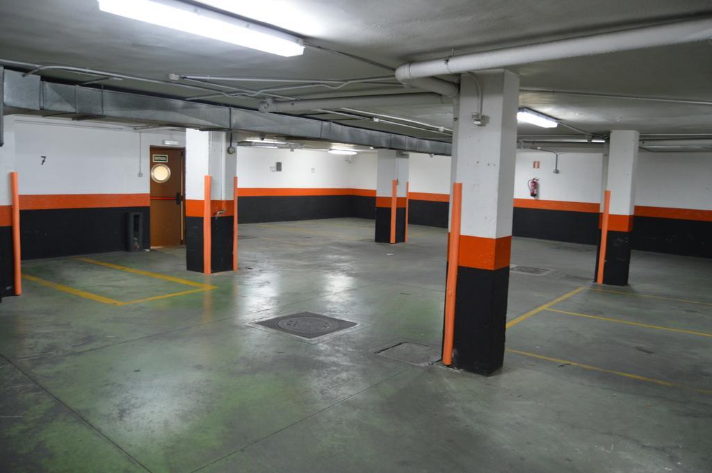 Doppel-/Zweibettzimmer mit Parkplatz