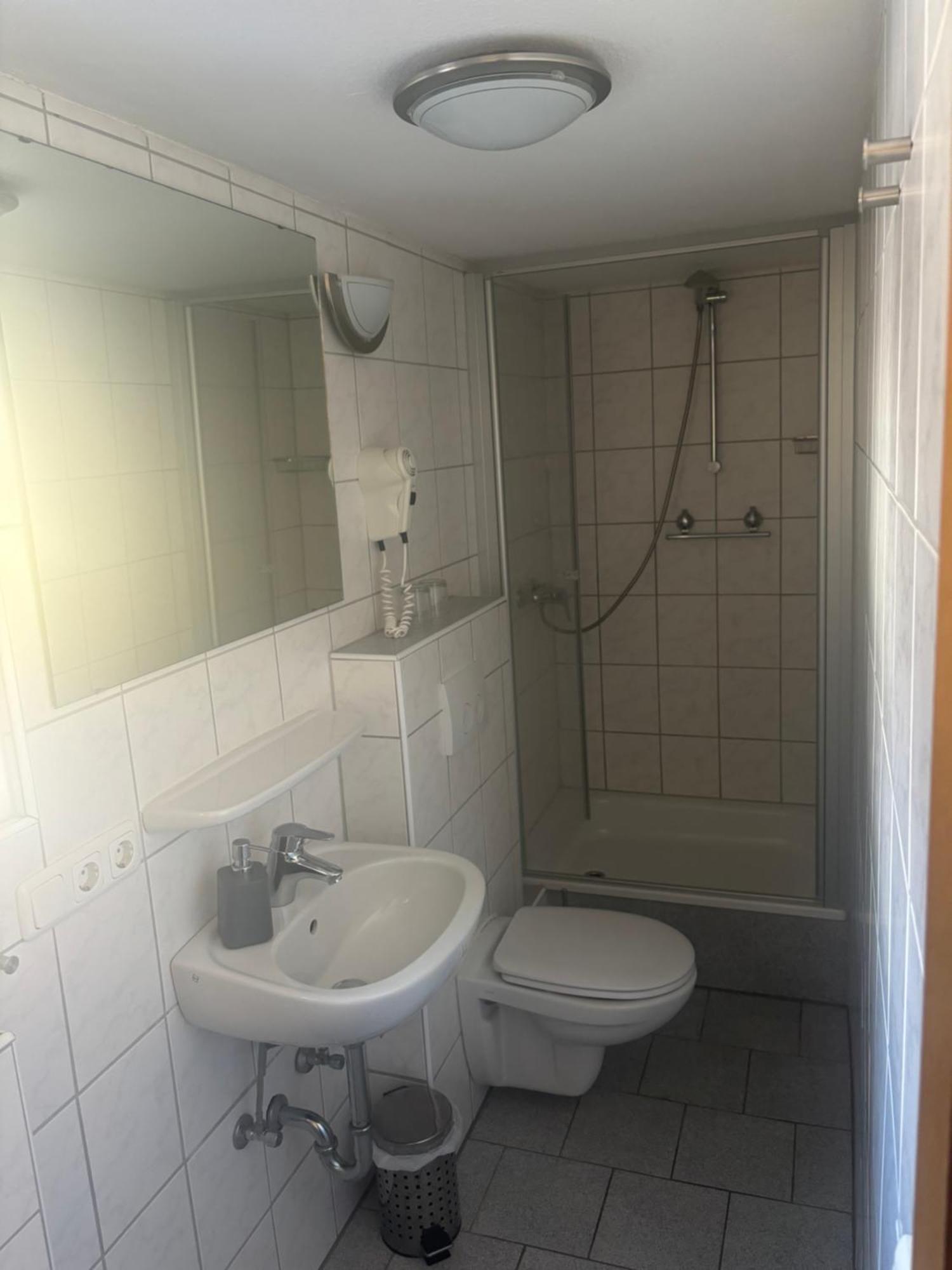 Basic Dreibettzimmer