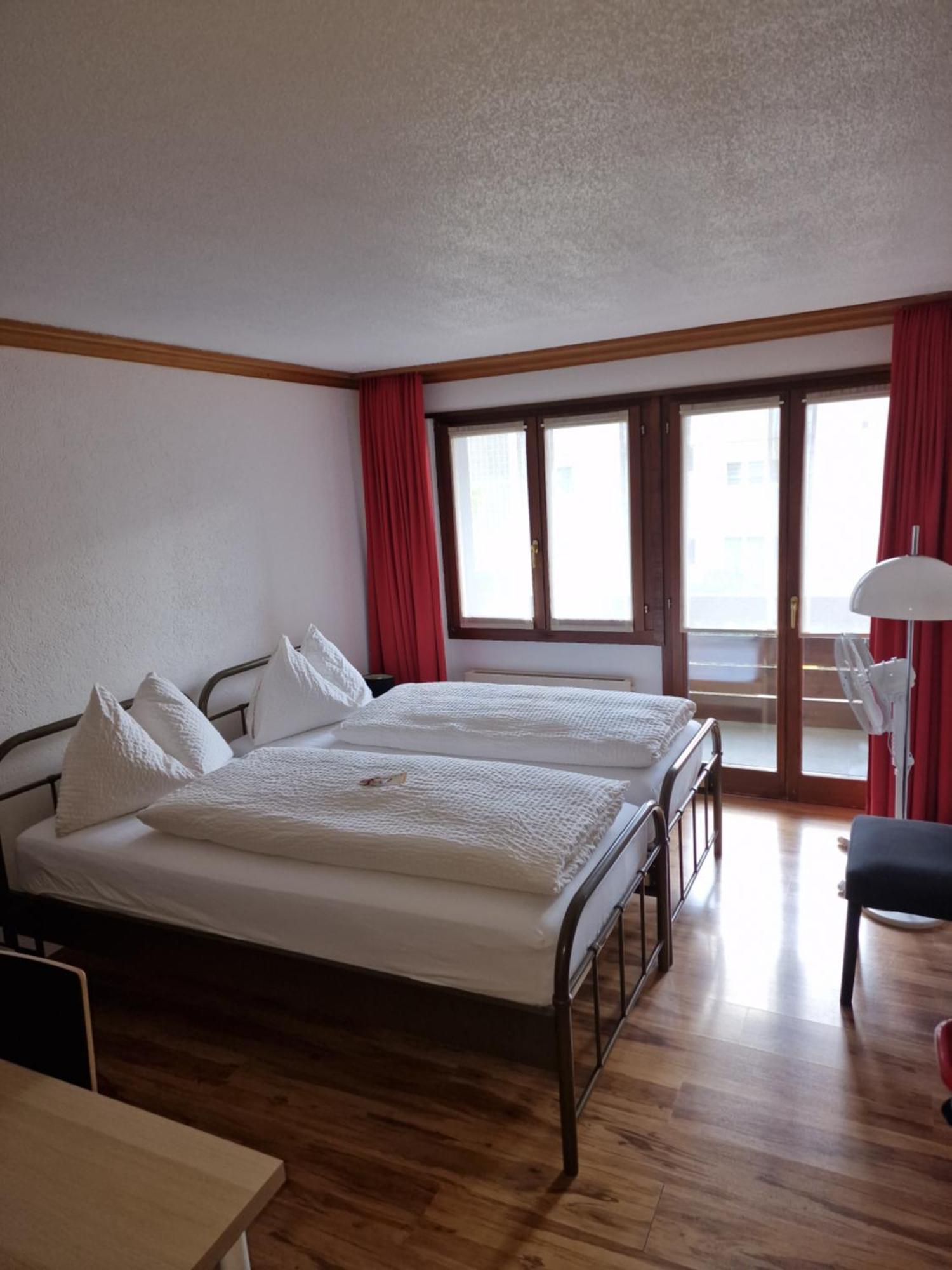Zweibettzimmer