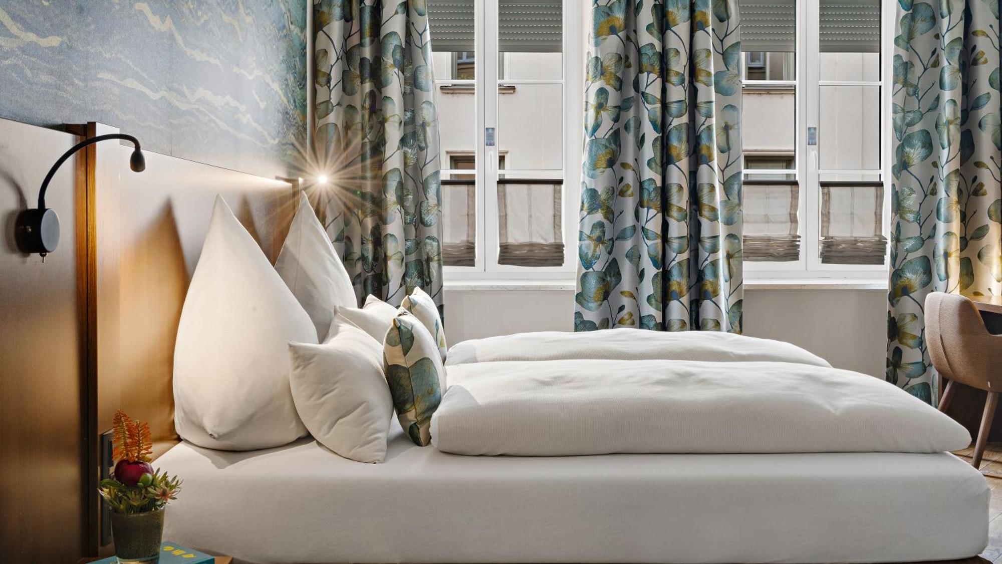 Double Room with Extra Bed,1586133915:JPEG