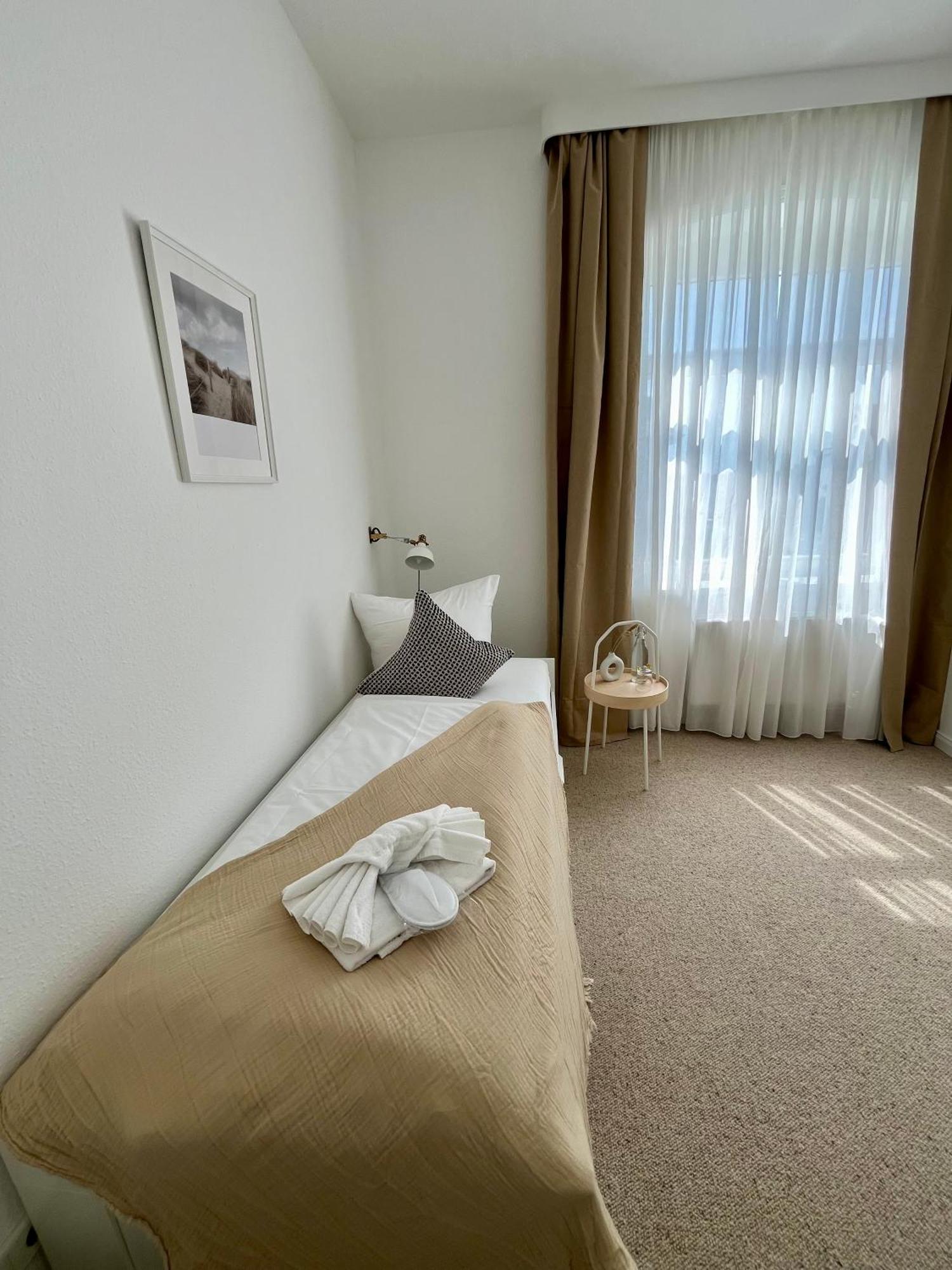 Single Room Balcony