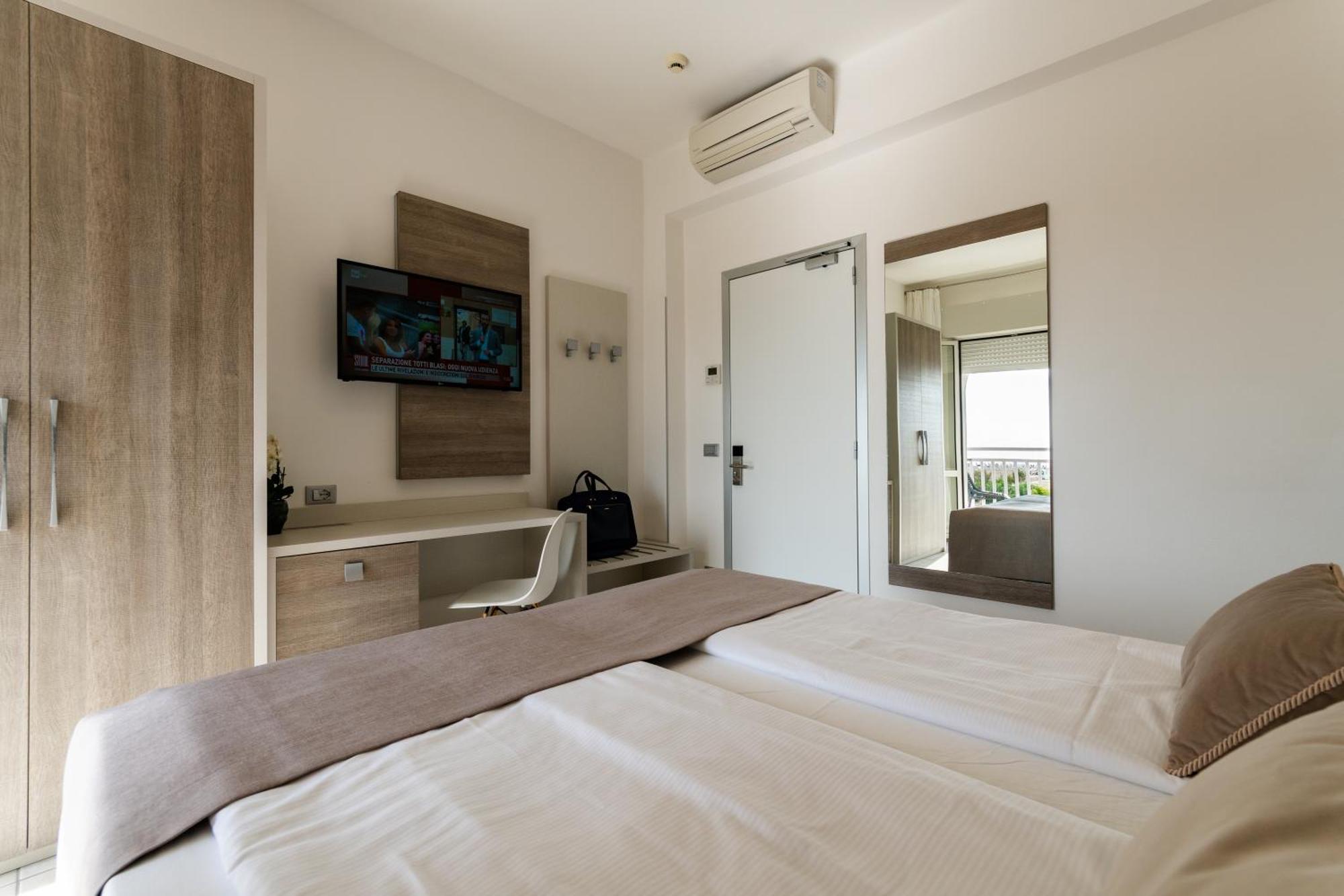 Double Room Sea View,1590362826:JPEG
