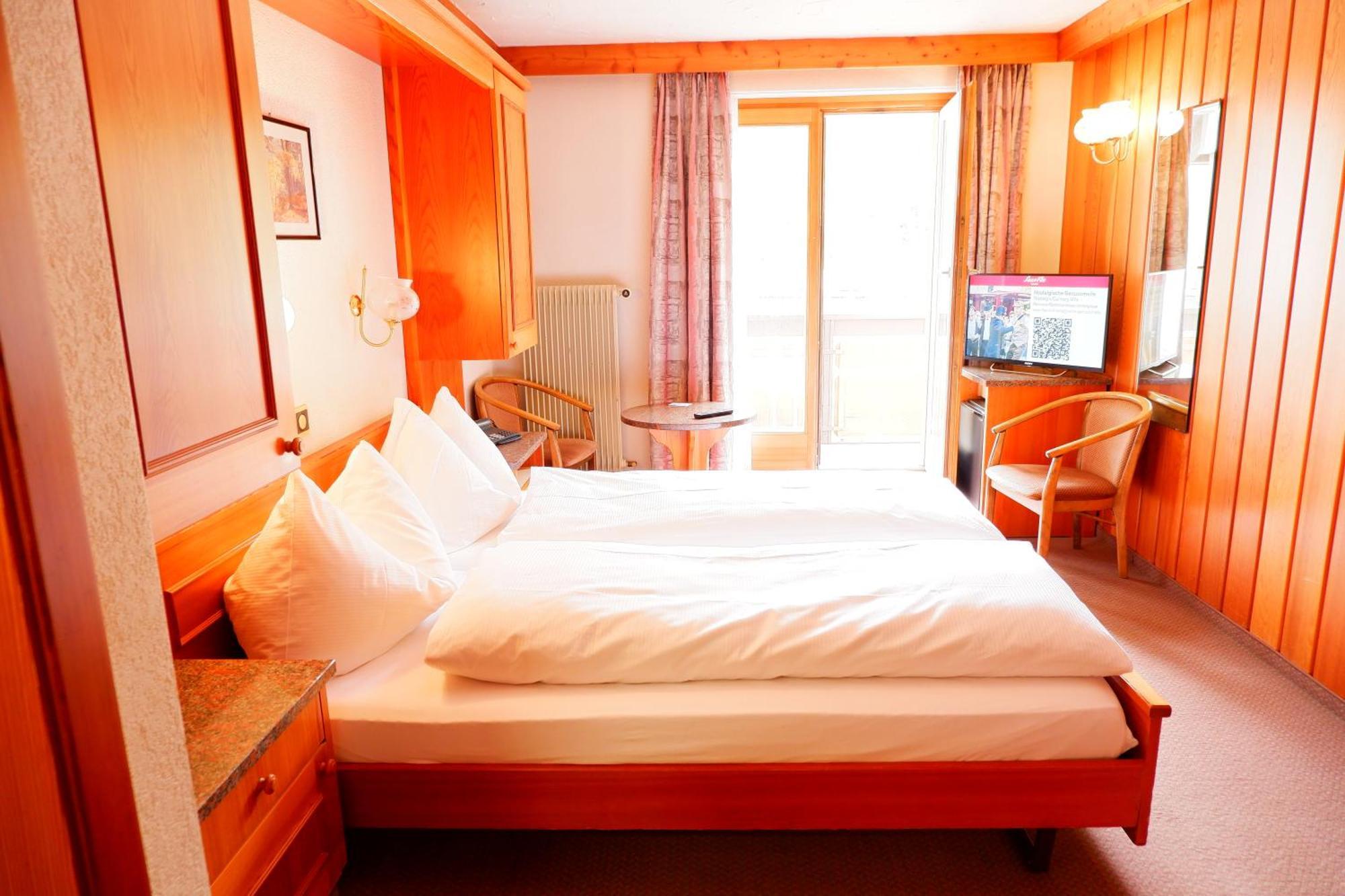 Budget Double Room,1591233681:JPEG