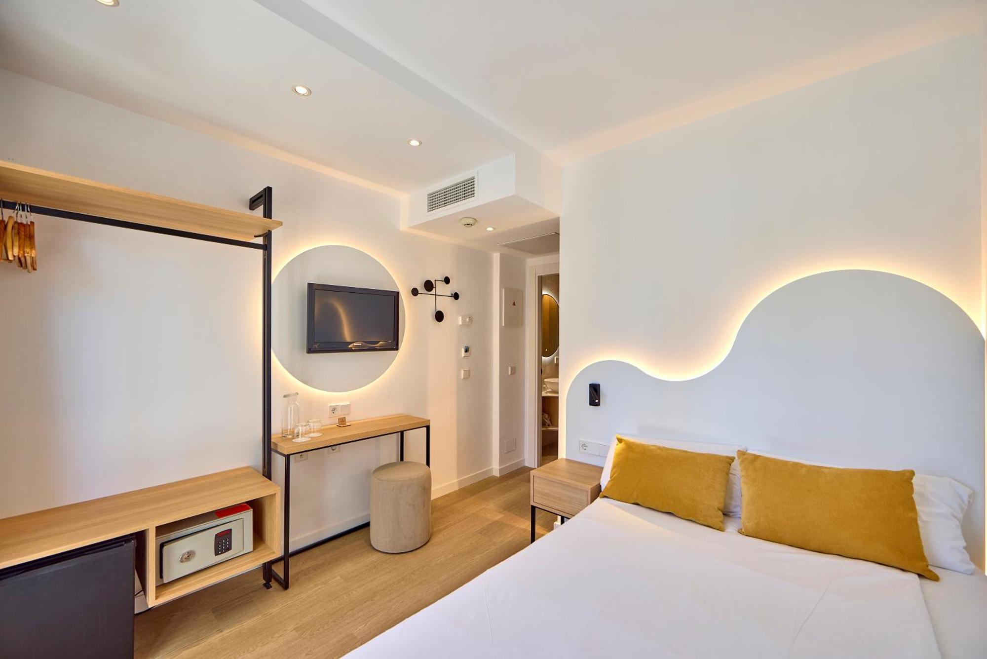 Single Room,1592071489:JPEG