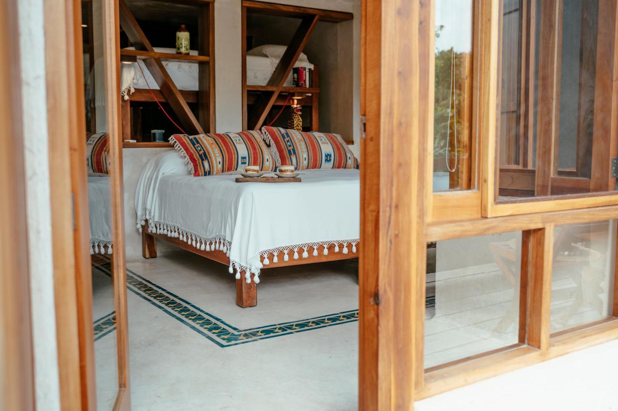 Casa Pocna Jungle View Suite A or C