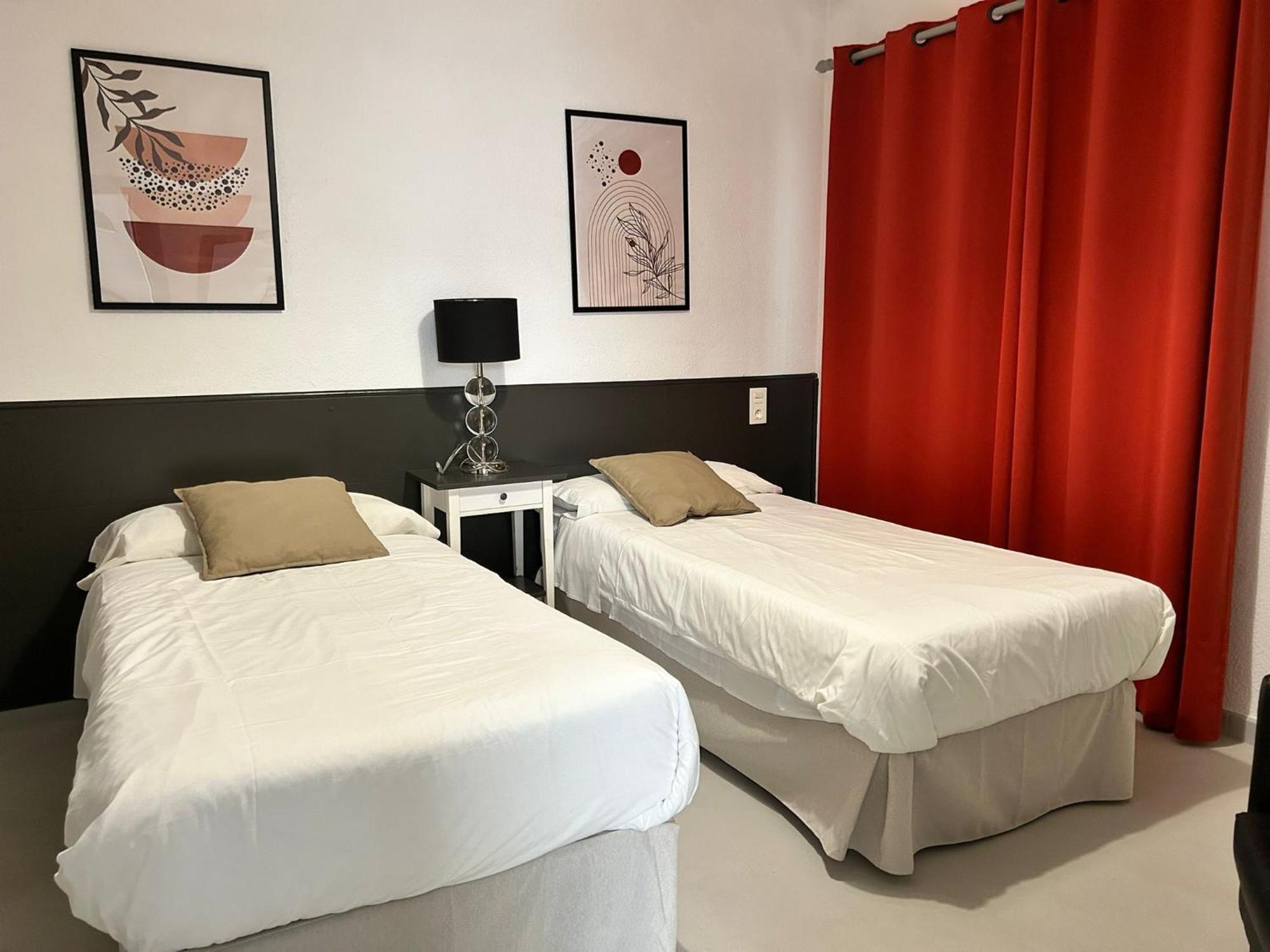 Double or Twin Interior Room