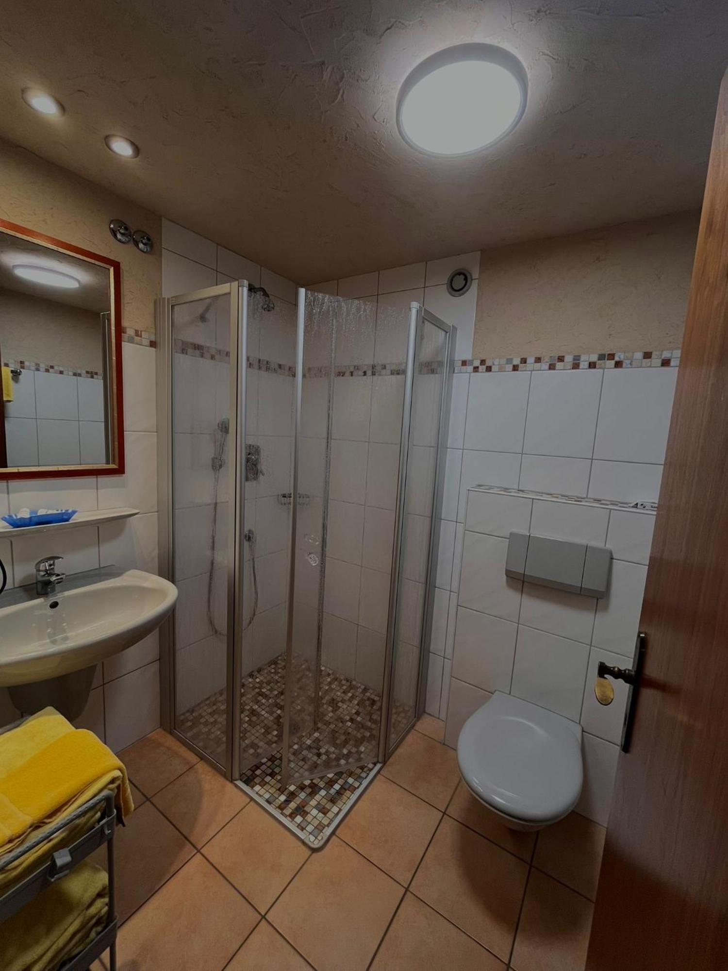Double Room,1607654449:JPEG
