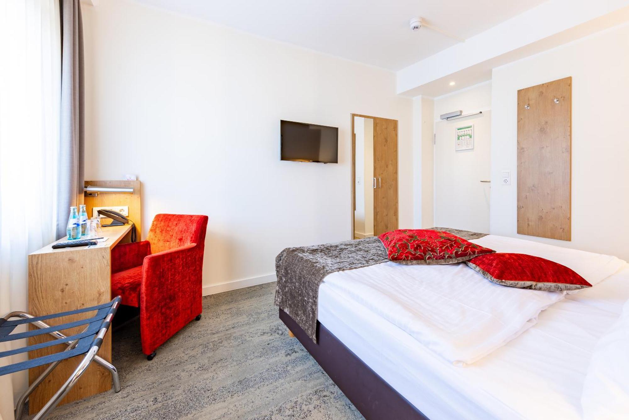 Standard Double Room,1611057359:JPEG