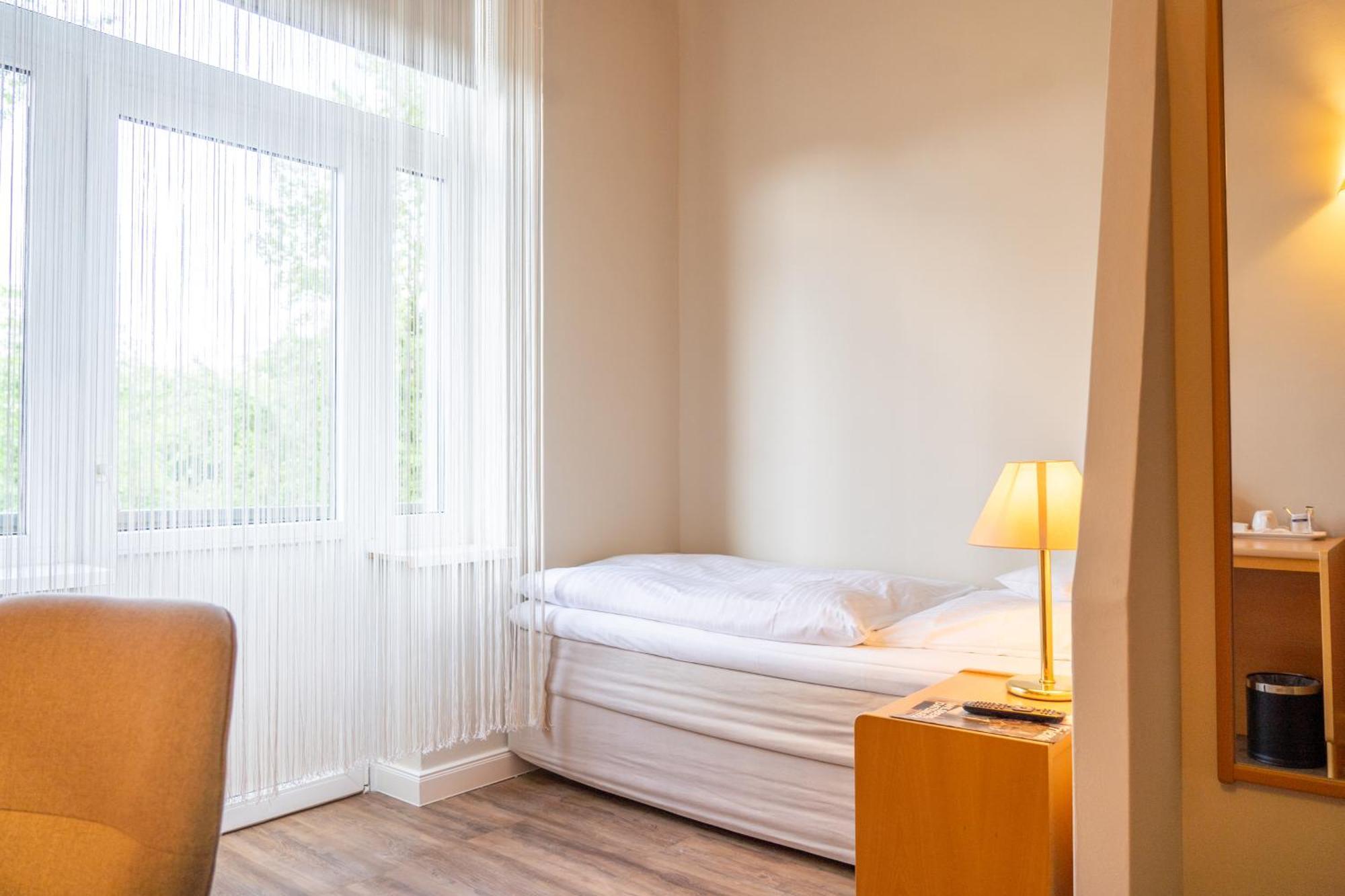 Budget Single Room
