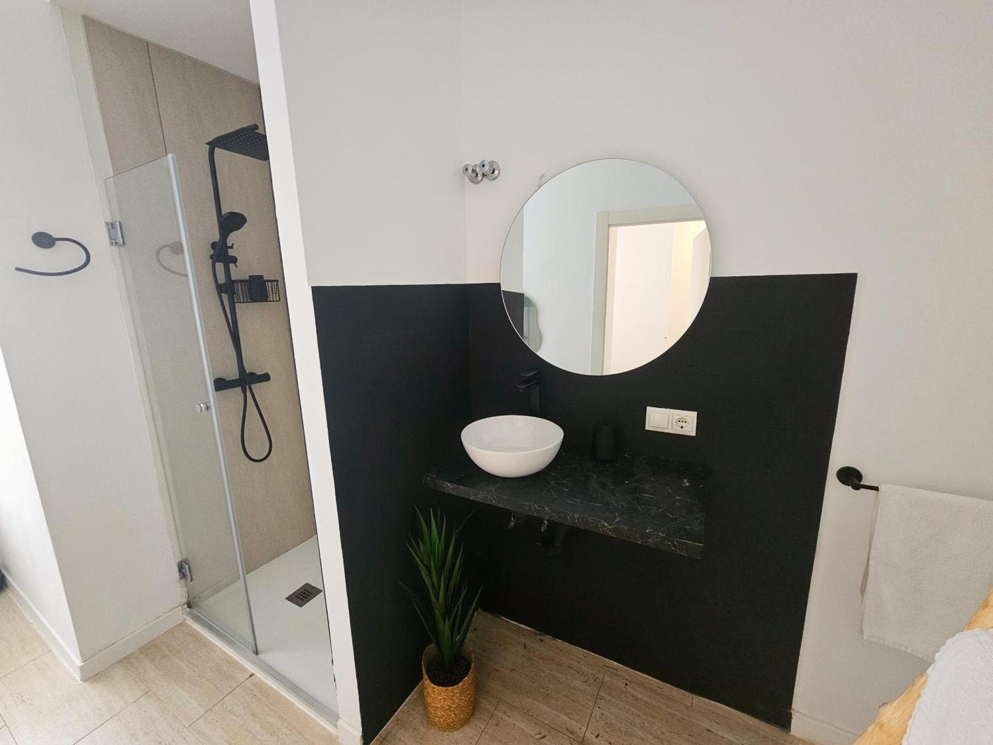 Standard Double or Twin Room,1611152062:JPEG
