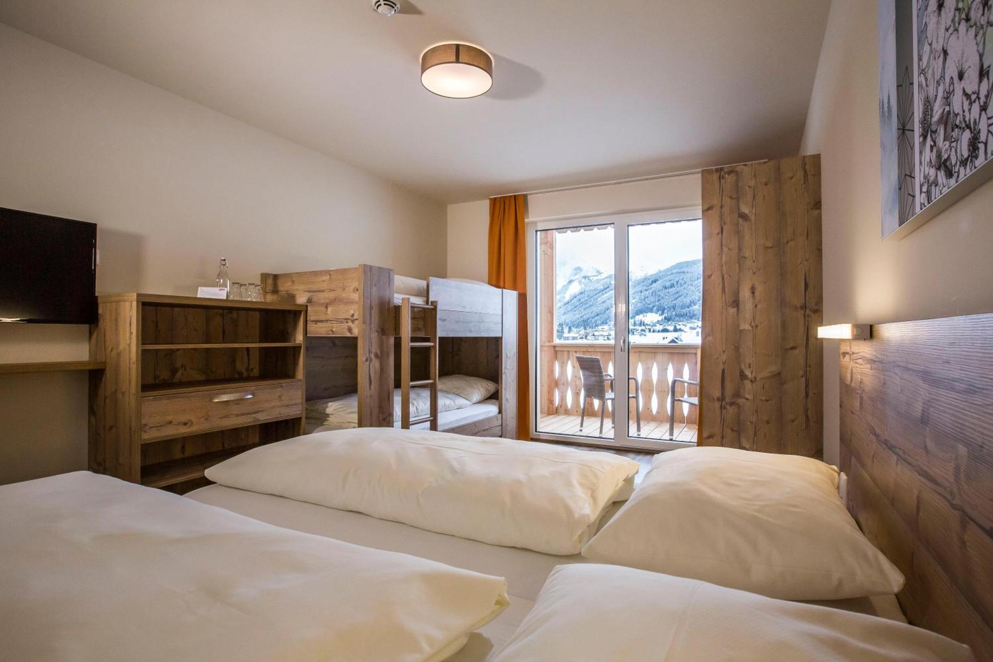 Superior Quadruple Room,1622139033:JPEG