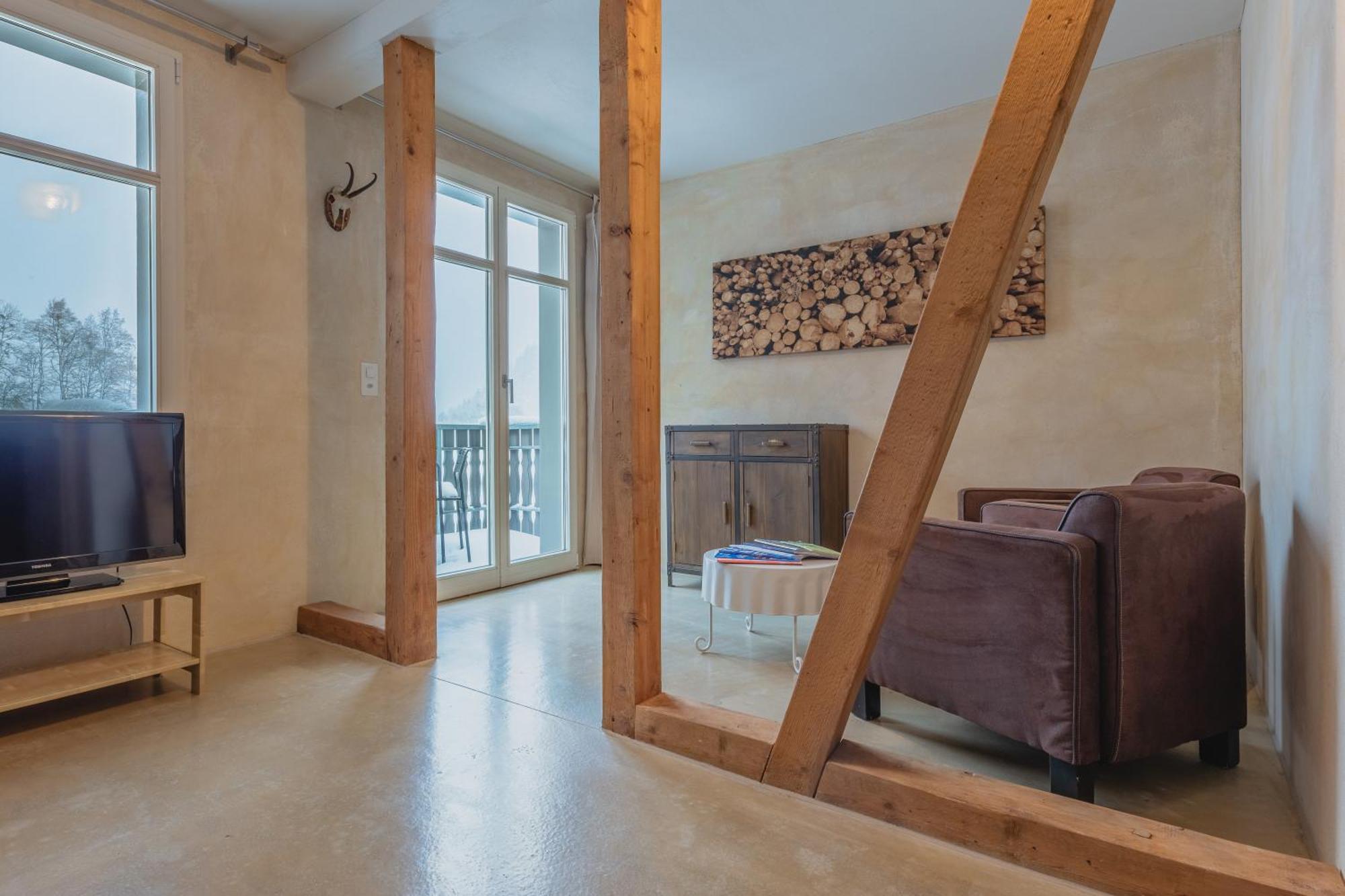 Deluxe Apartment