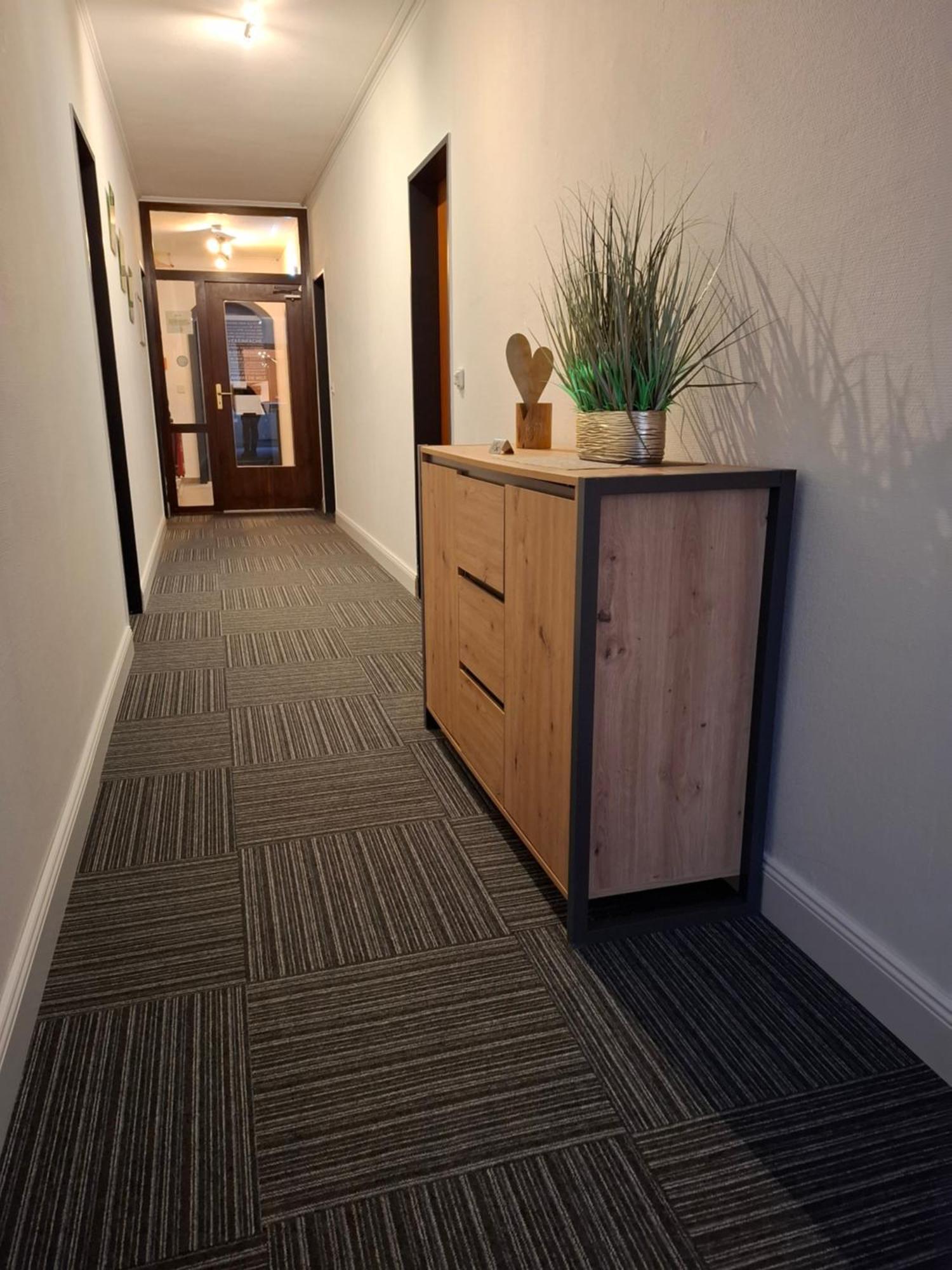 Large Single Room,1640372859:JPEG