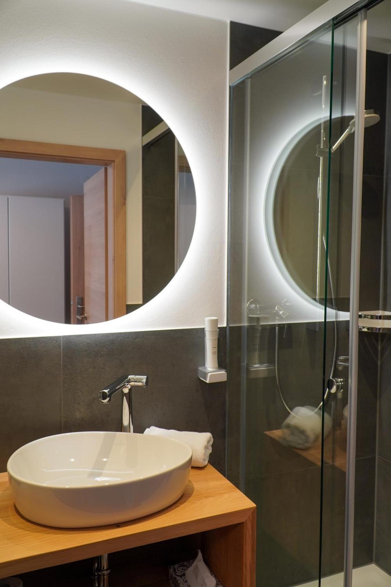 Standard Single Room,1646342664:JPEG