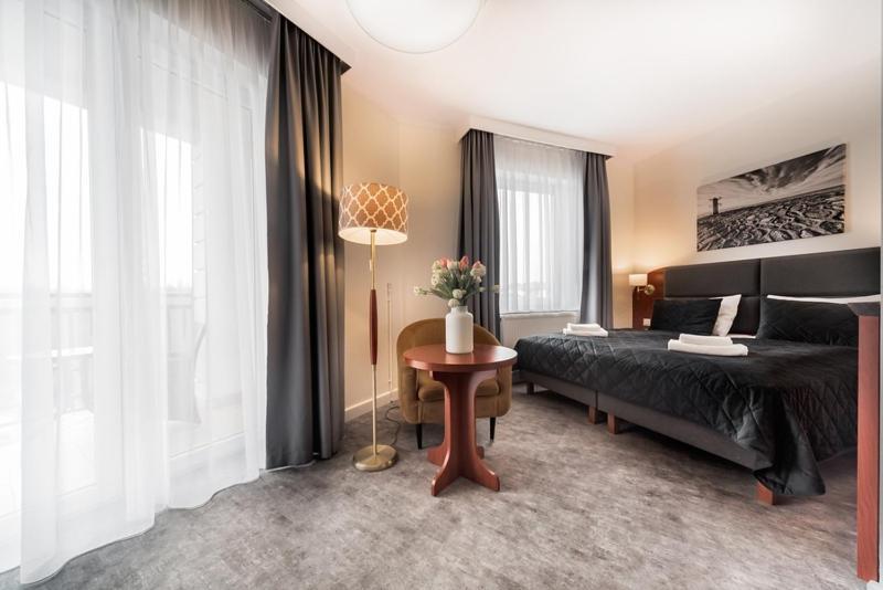 Deluxe Double Room with Balcony and Sea View,1651750048:JPEG