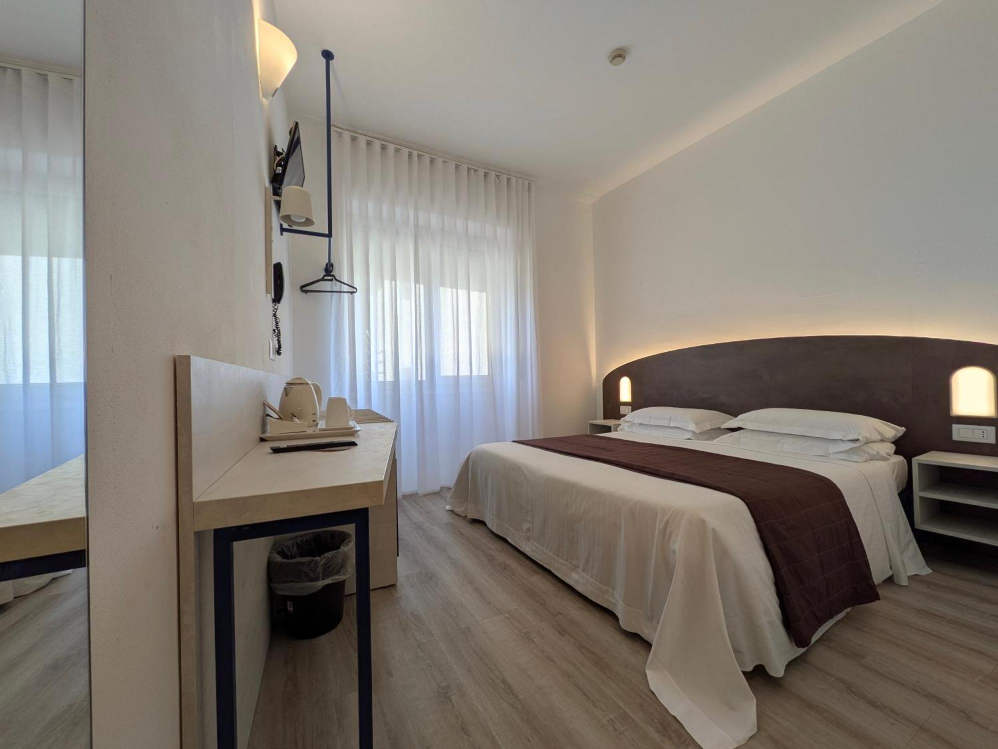 Double or Twin Room,1652742573:JPEG