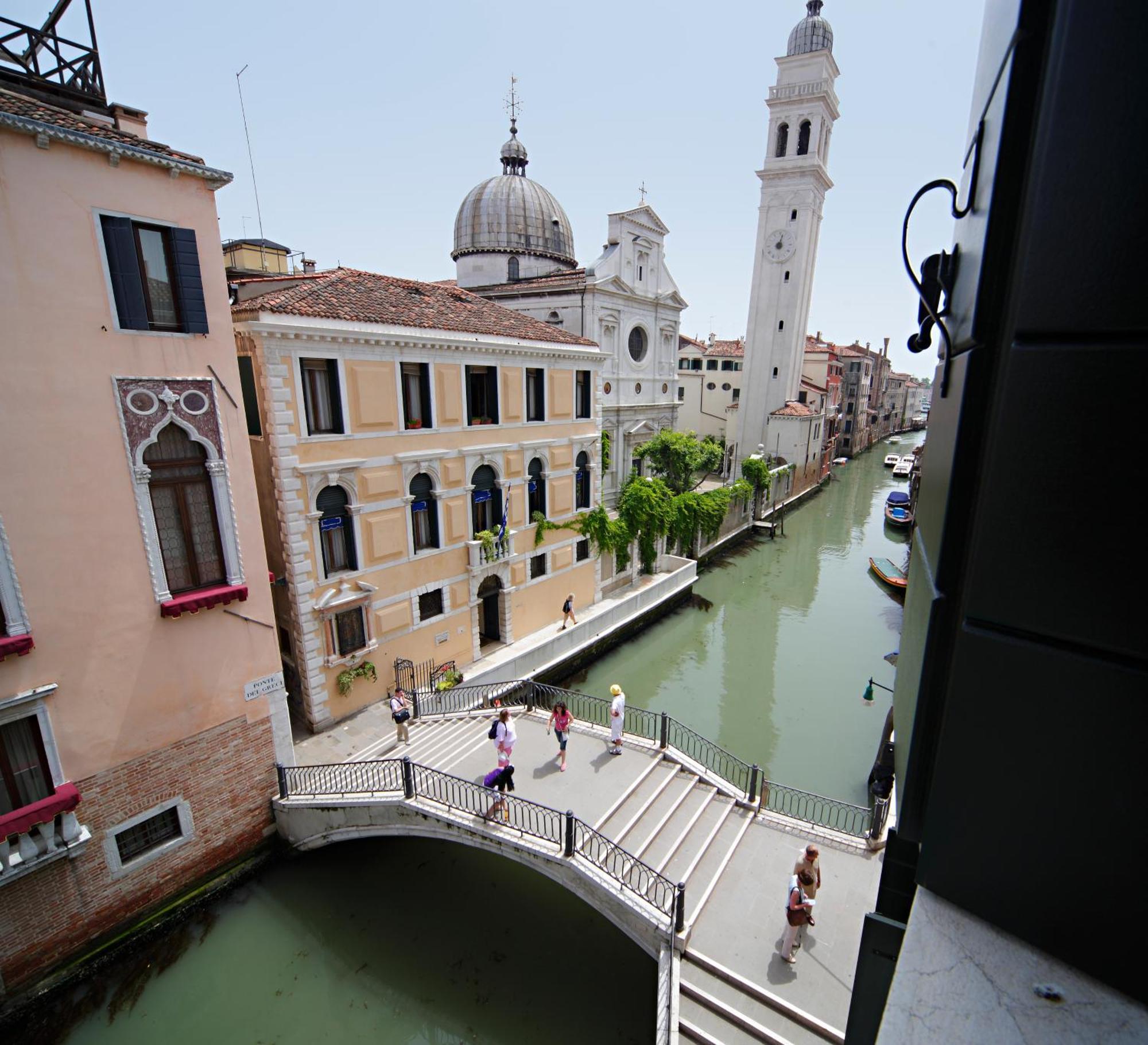 Superior Room Canal View