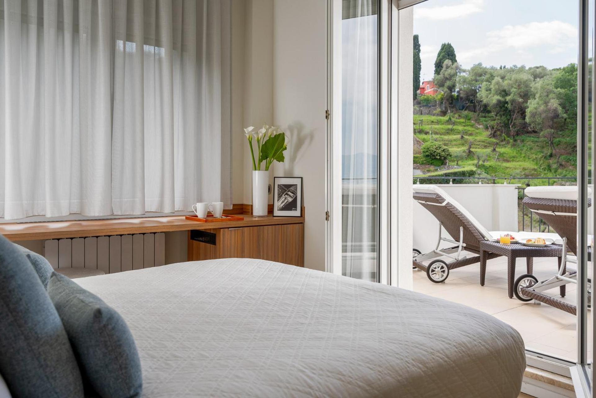 Deluxe Double Room Balcony Sea View