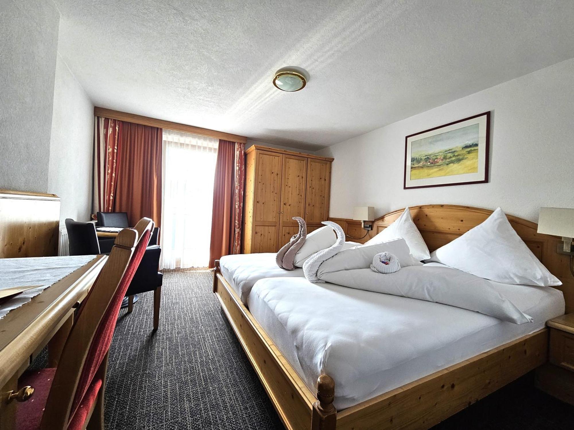 Standard Doppelzimmer mit Balkon
