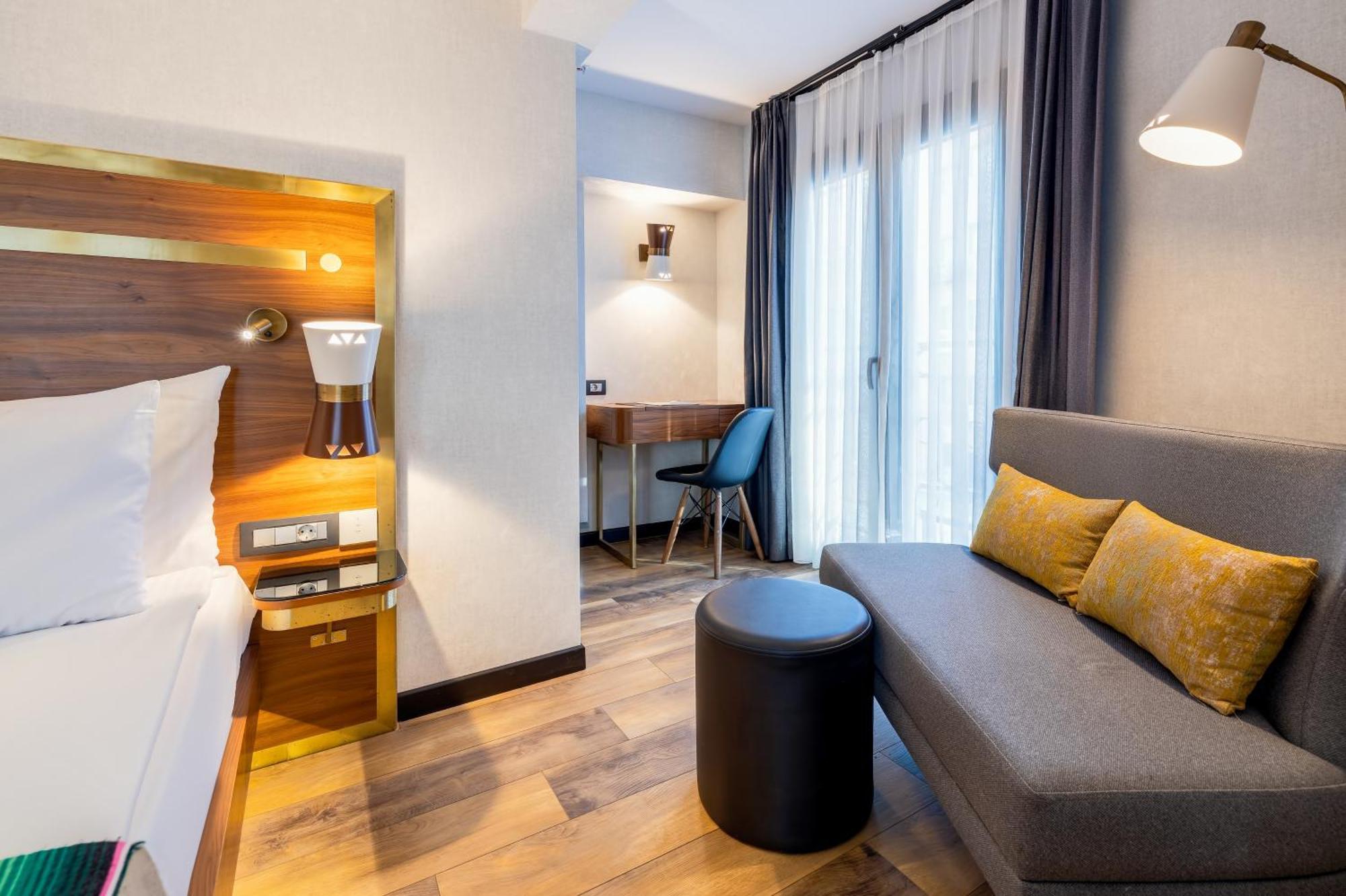 Deluxe Zimmer mit Kingsize-Bett