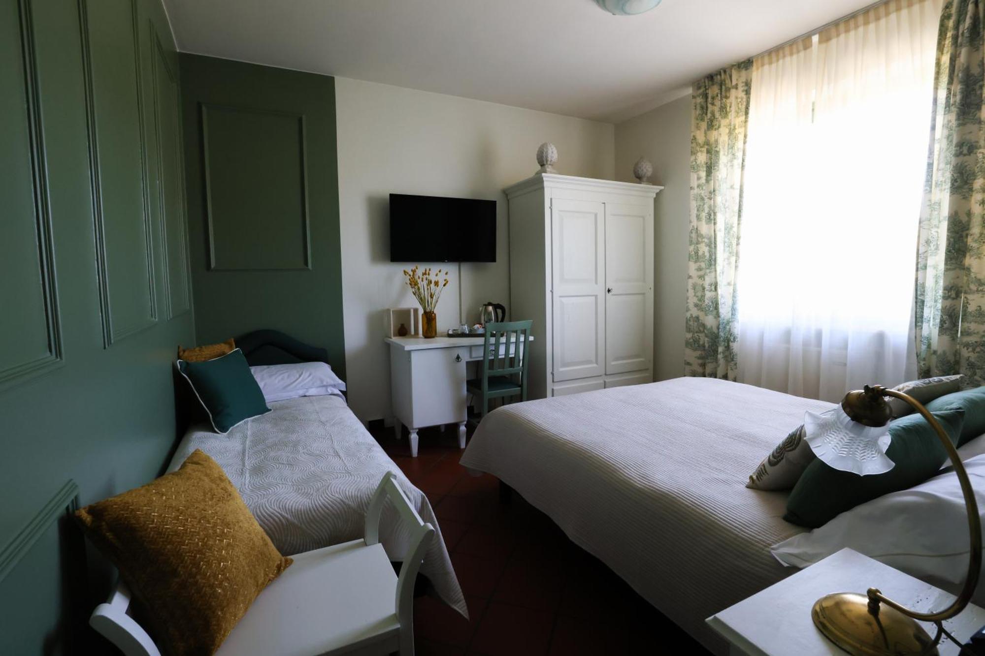 Triple Room