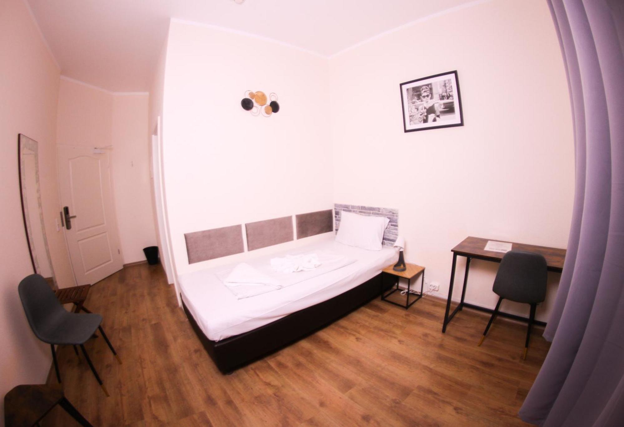 Comfort Single Room,1671866889:JPEG