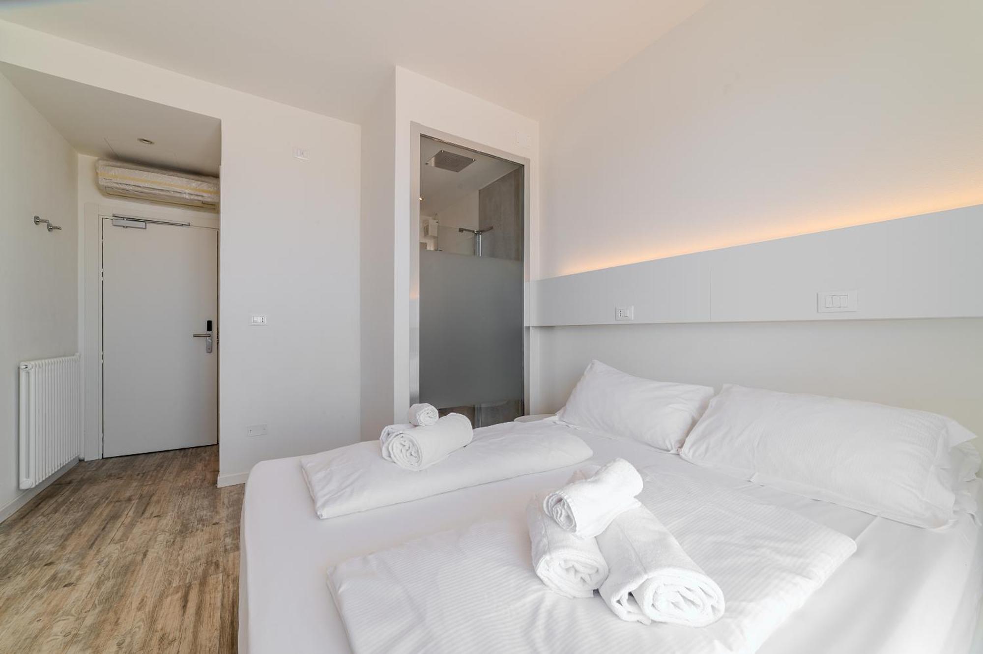 Double Room with Sea View,1671873788:JPEG