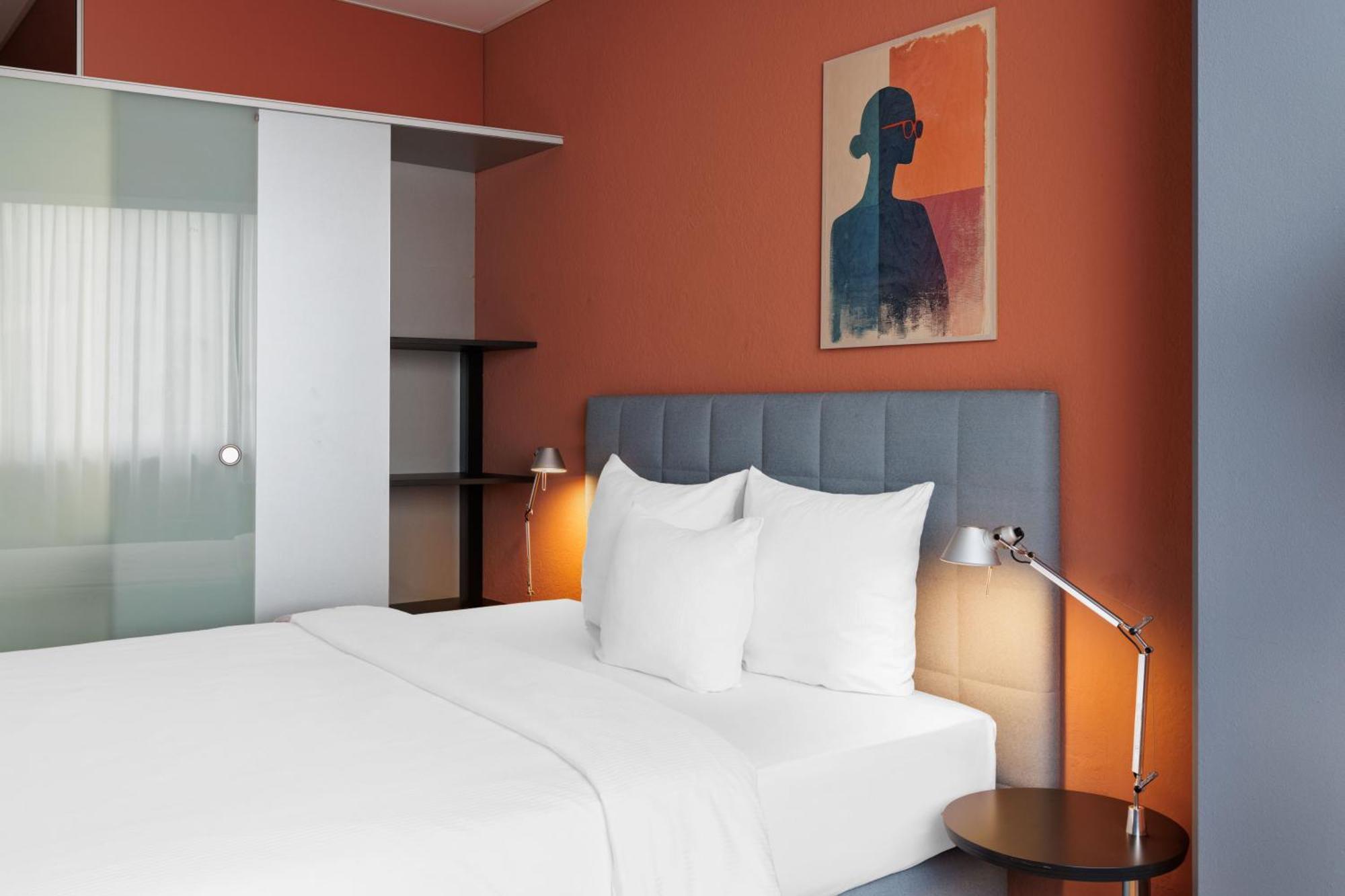 Room Classic,1674707349:JPEG