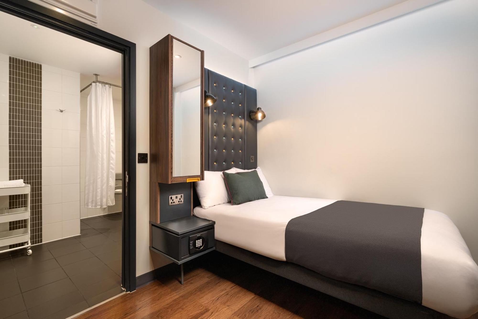 Barrierefreies Doppelzimmer ohne Fenster