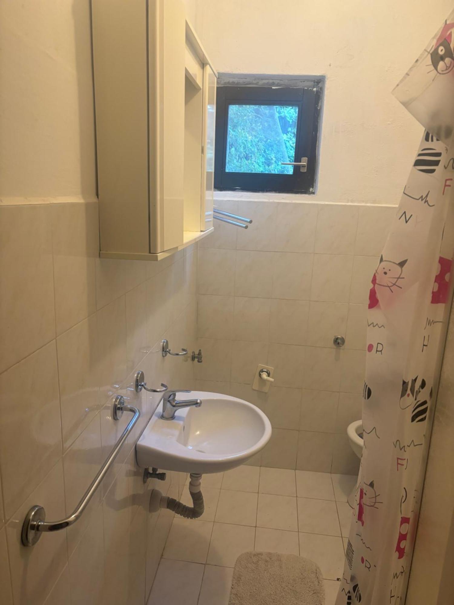 Apartment with Garden View,1686443225:JPEG