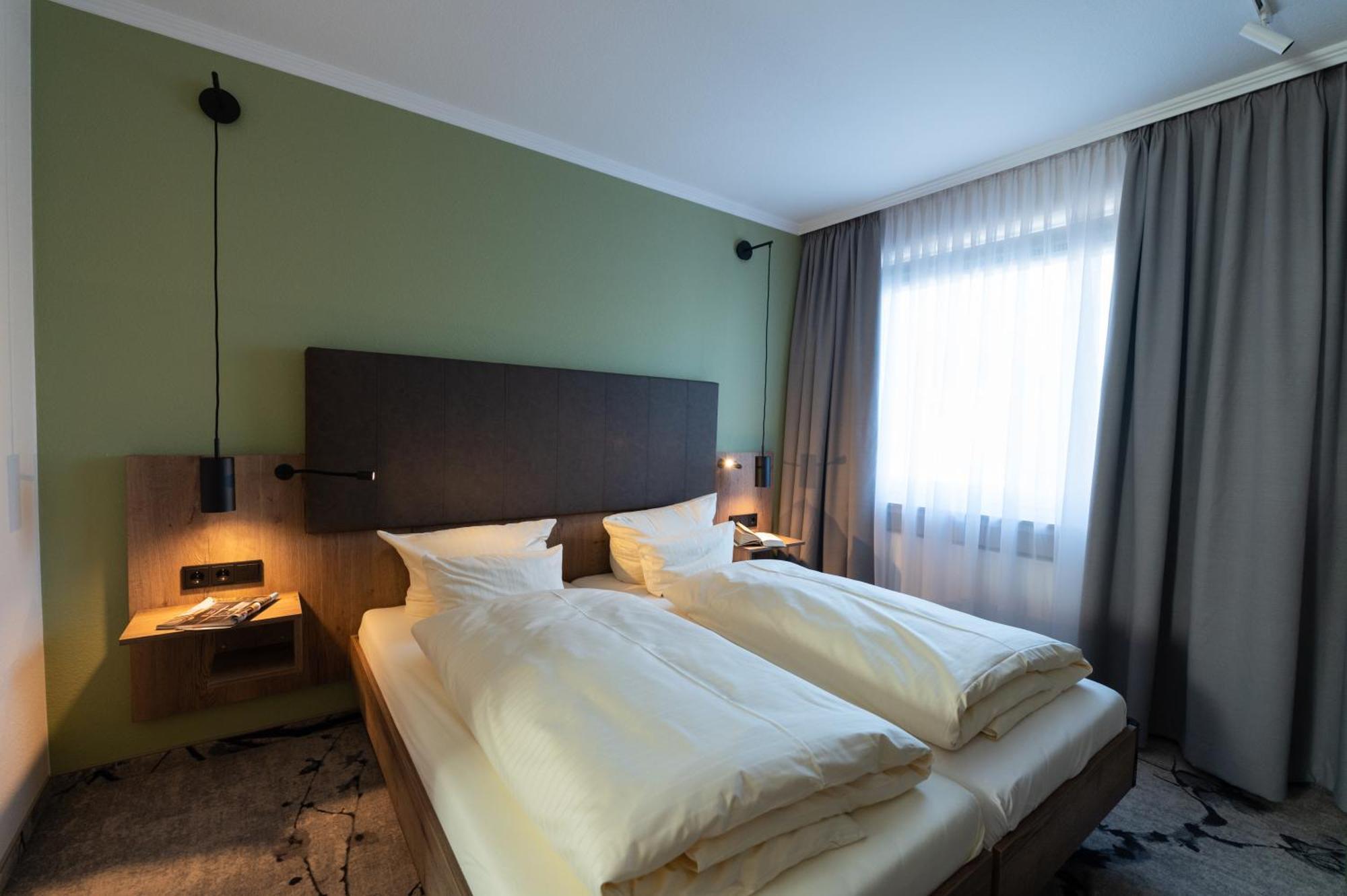 Double Room,1691980996:JPEG