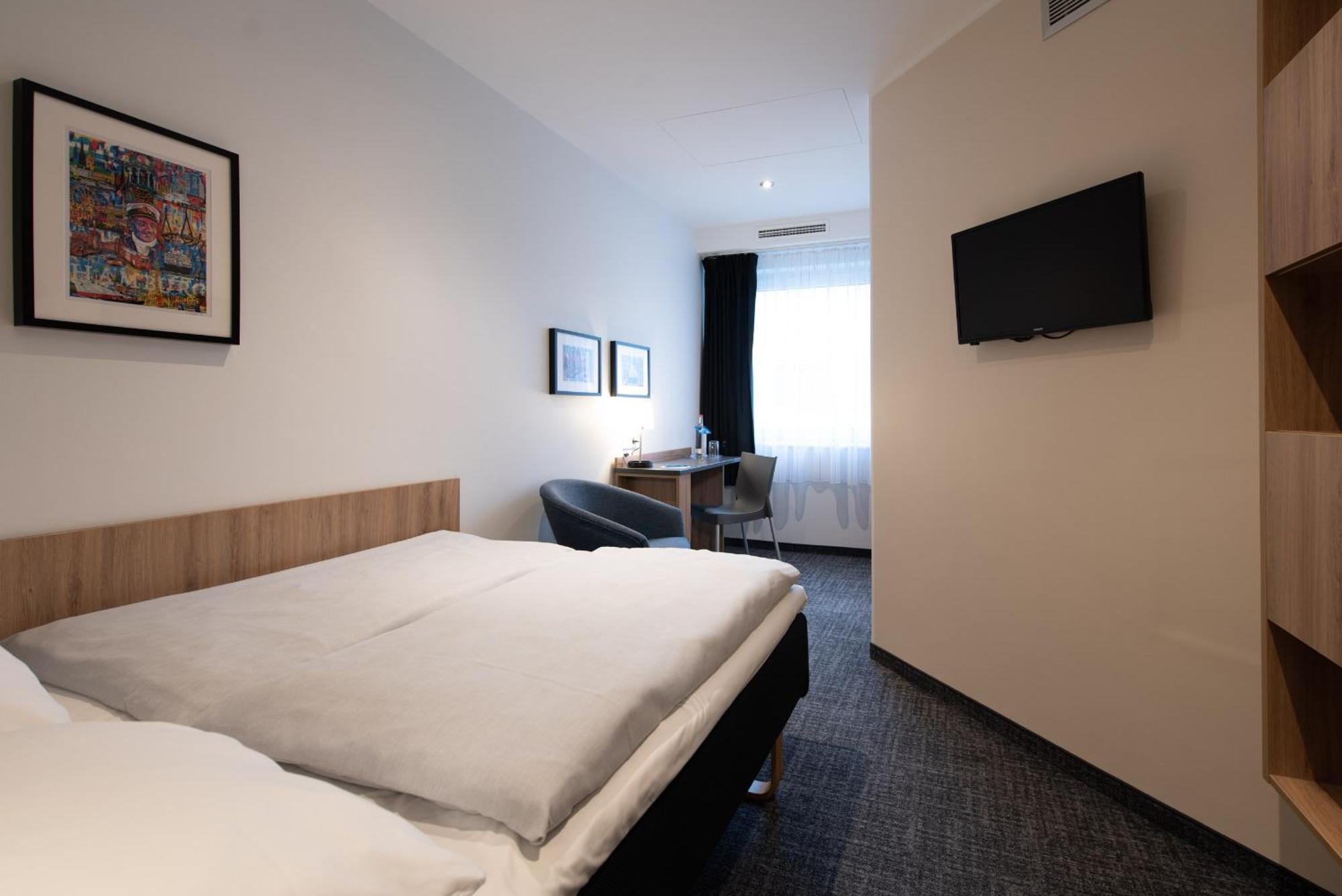 Single Room,1691982030:JPEG
