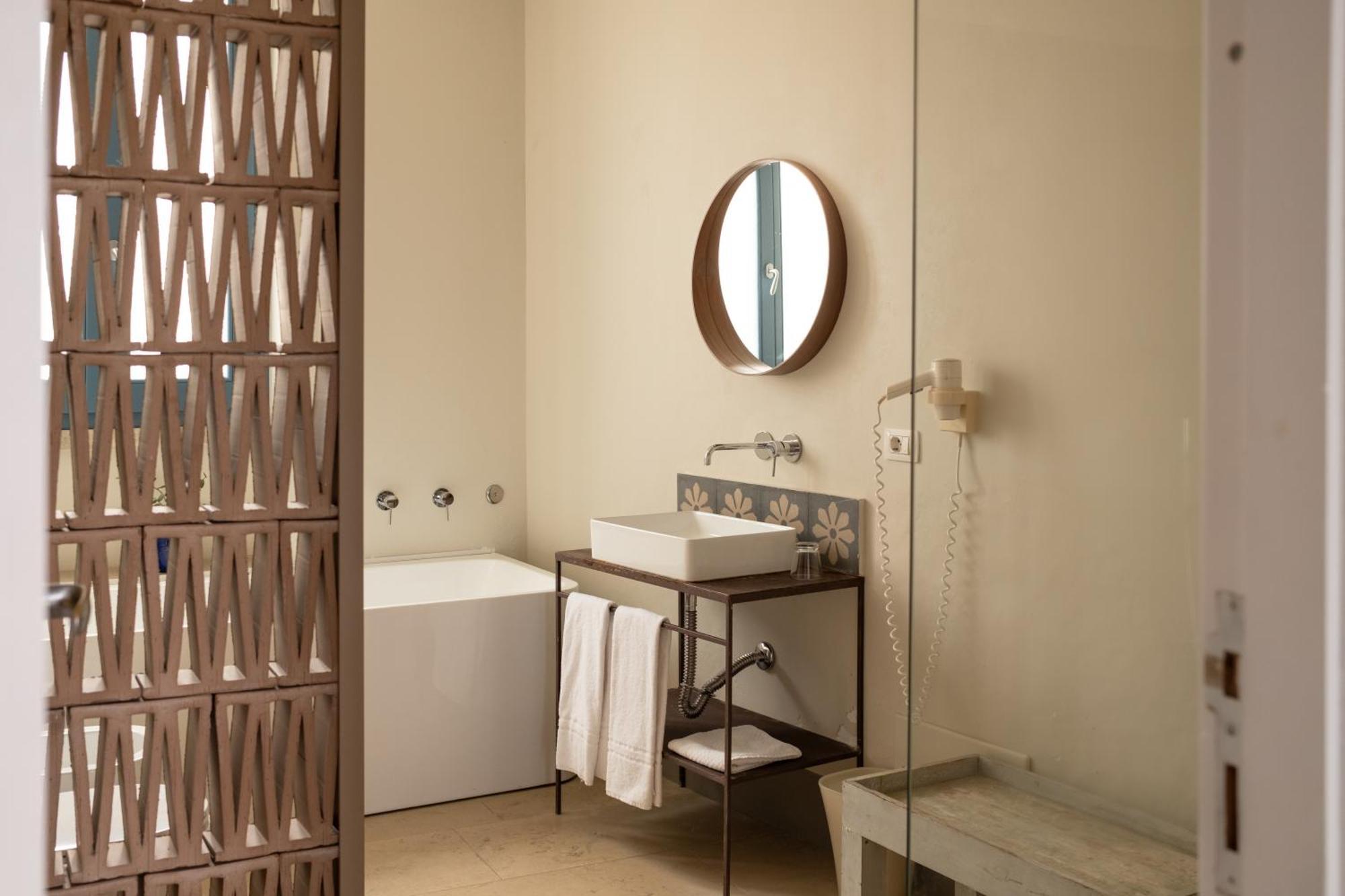 Superior Double or Twin Room Sea View