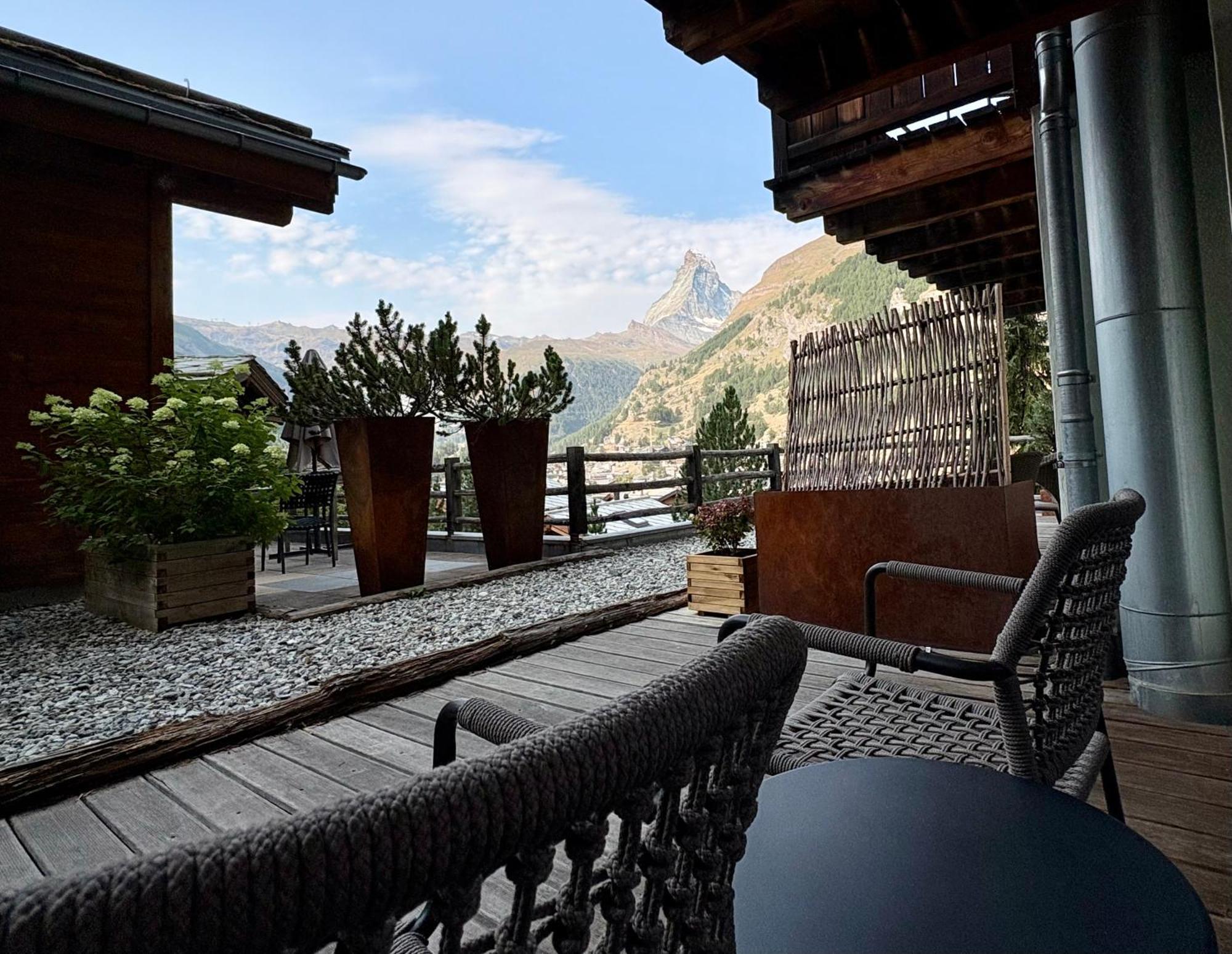 Boutique Double Room Matterhorn View,1697857477:JPEG
