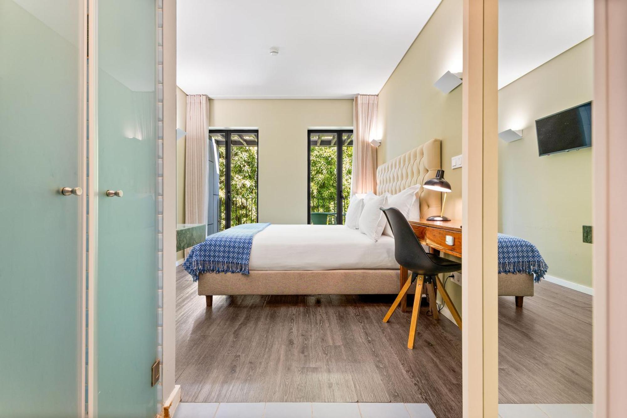 Double Room Garden View