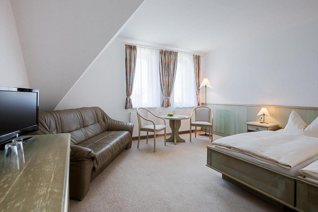 Double Room,17136965:JPEG