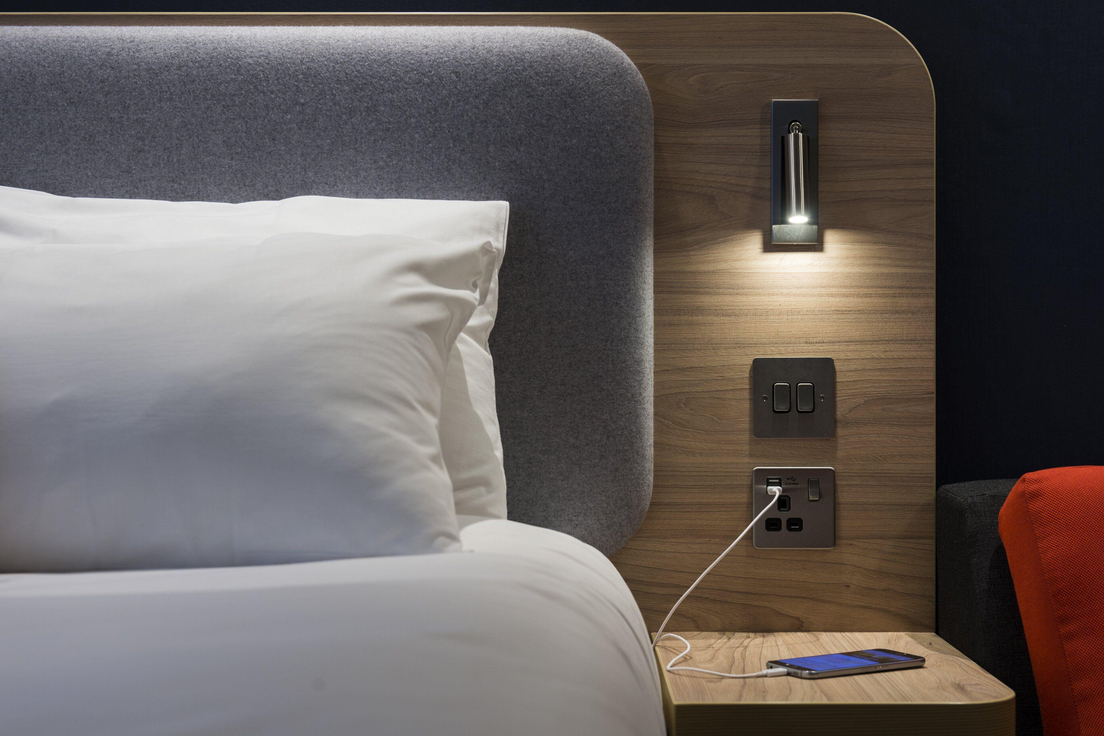 Standard Zweibettzimmer, barrierefrei – mit kostenlosem warmen Frühstück