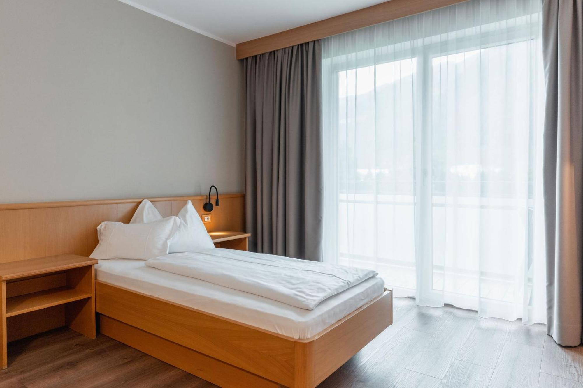 Zweibettzimmer
