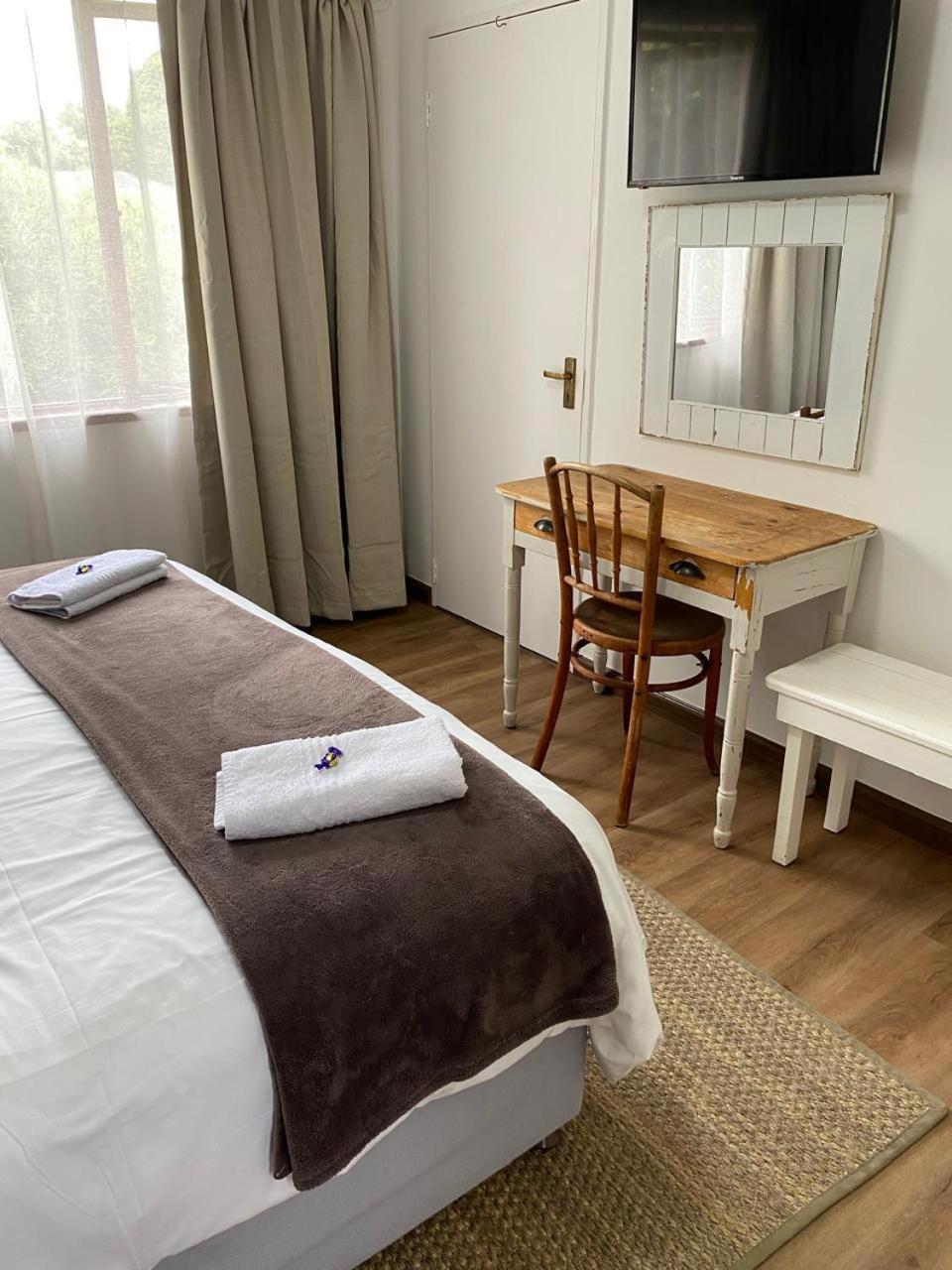 Deluxe Double or Twin Room Garden View